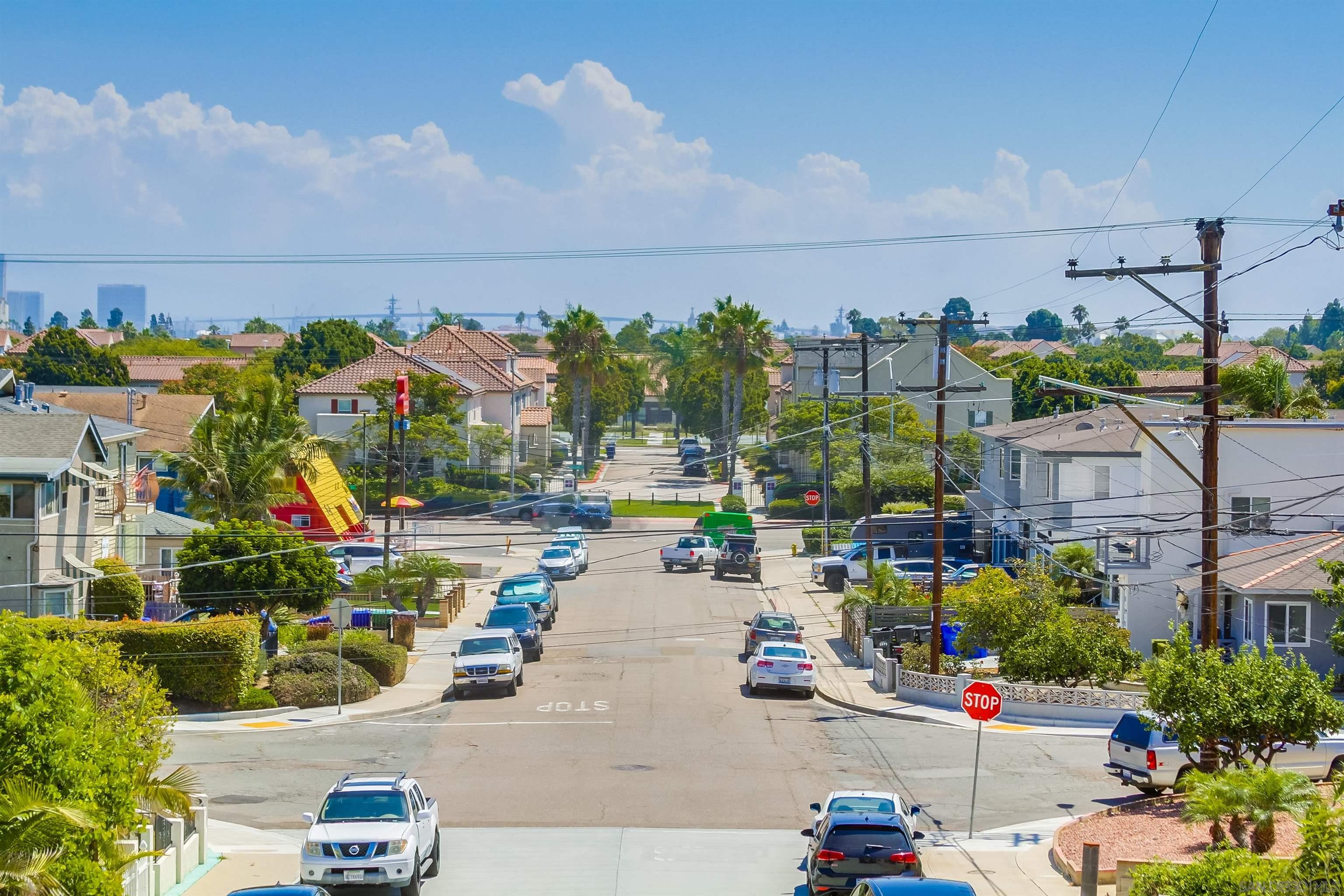 Detail Gallery Image 32 of 37 For 1840  Locust St, San Diego,  CA 92106 - 4 Beds | 2 Baths