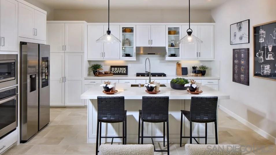 Detail Gallery Image 5 of 12 For 13146  Greer, San Diego,  CA 92129 - 3 Beds | 2 Baths