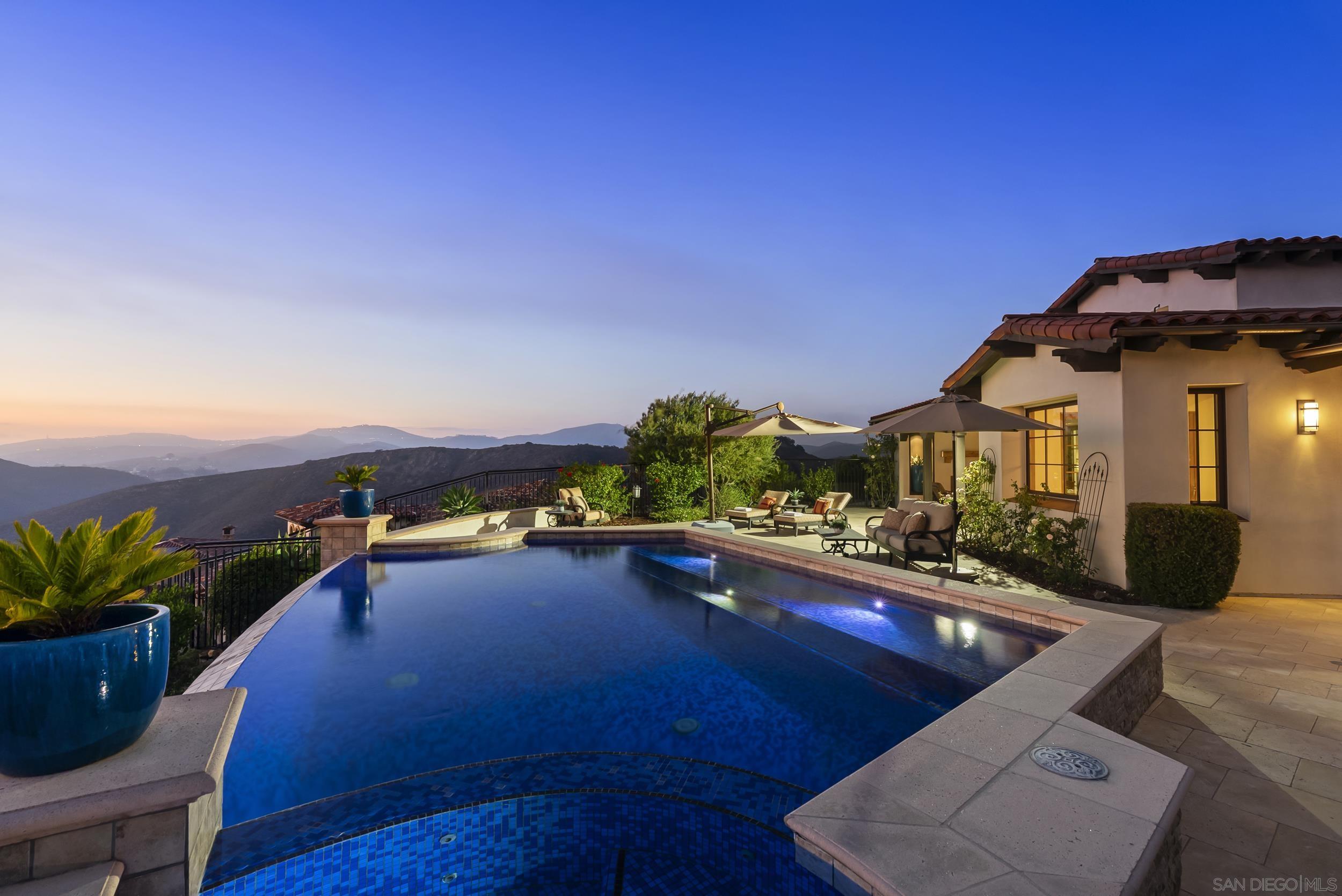 Front Image Thumbnail for SD250038192