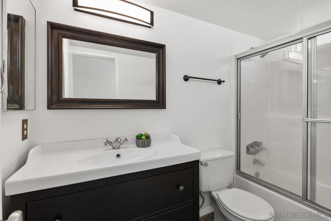 Detail Gallery Image 21 of 24 For 6161  Calle Mariselda  #408,  San Diego,  CA 92124 - 2 Beds | 2/1 Baths