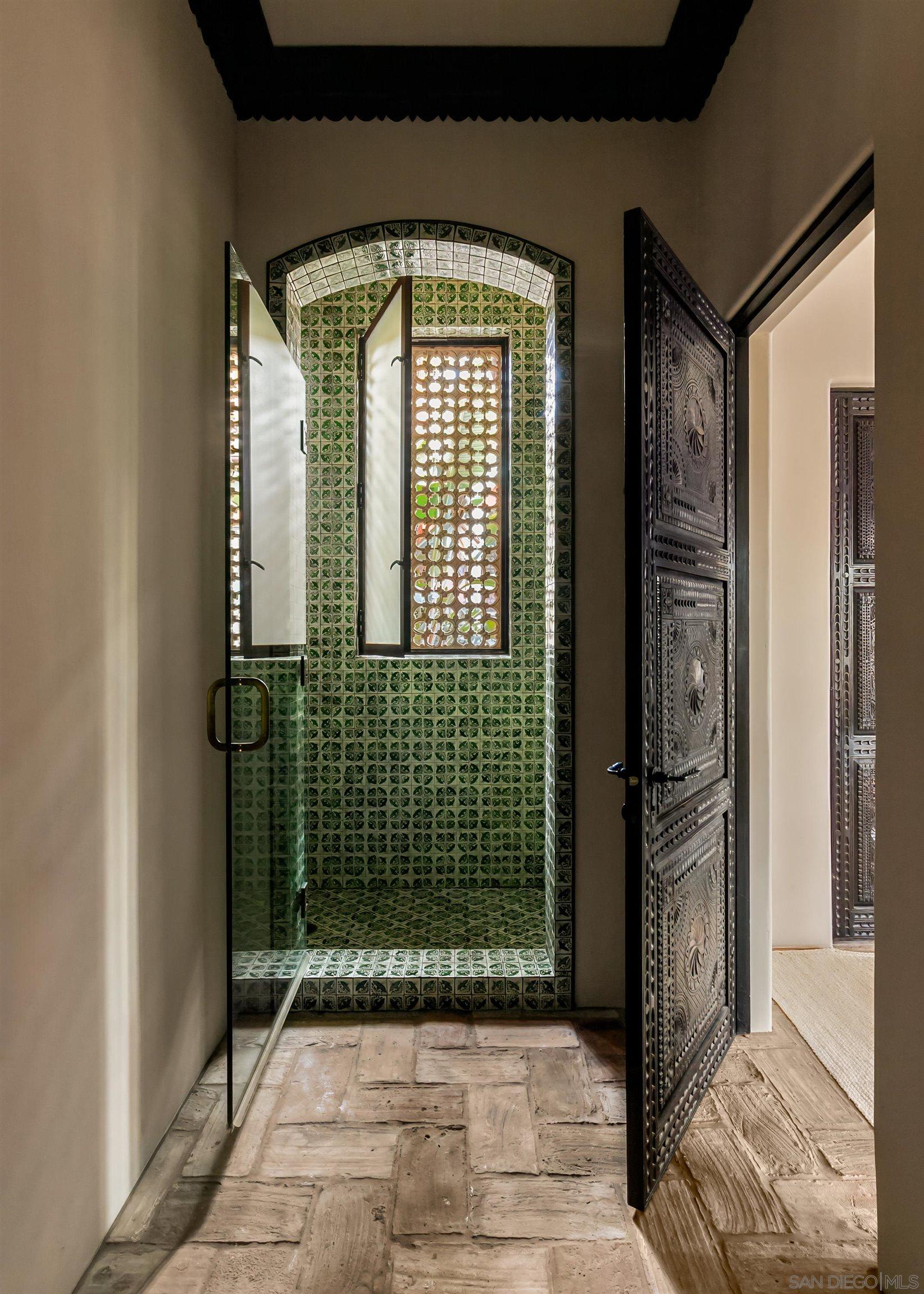 Detail Gallery Image 17 of 65 For 17116  Paseo Hermosa, Rancho Santa Fe,  CA 92067 - 9 Beds | 11/1 Baths