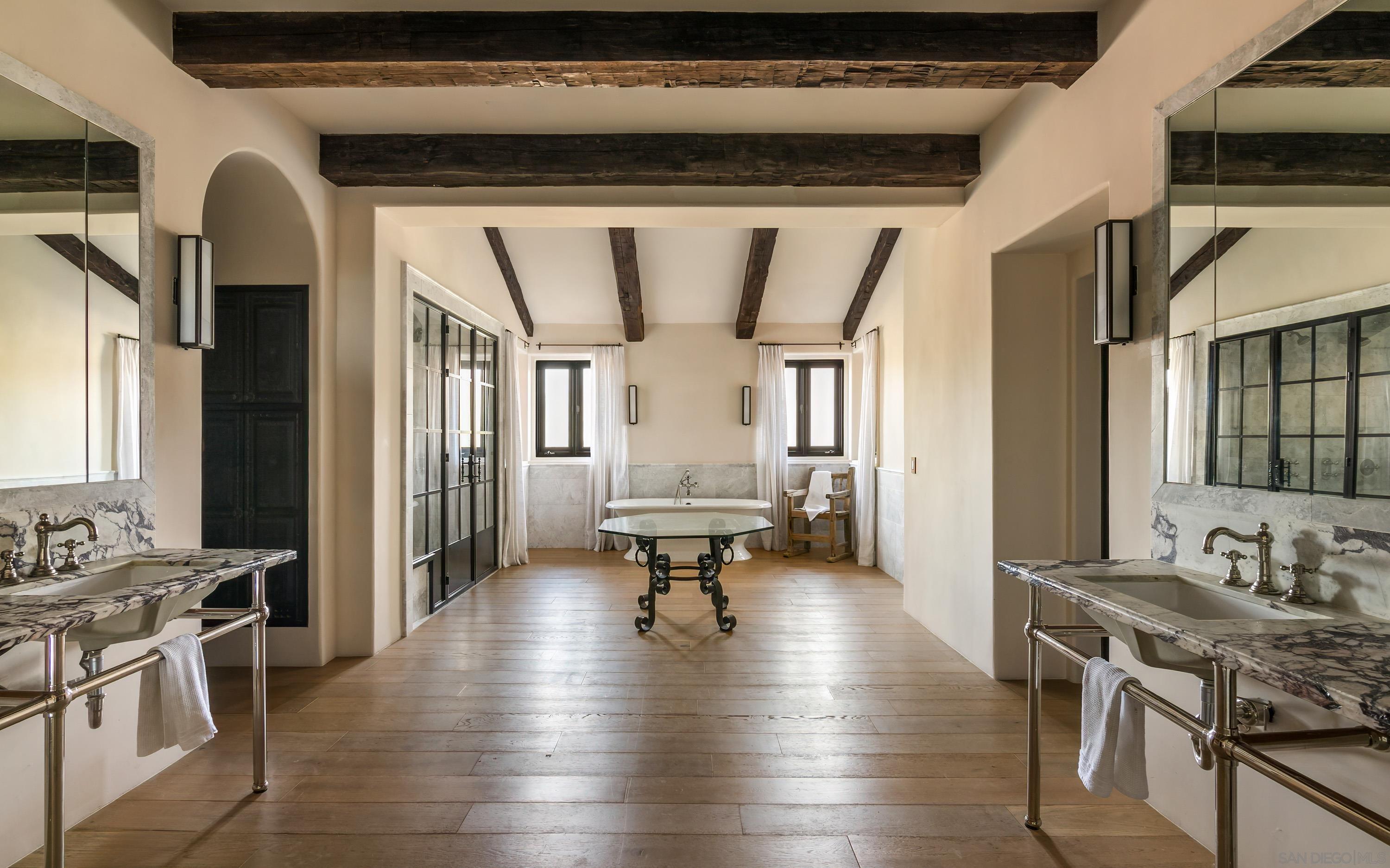 Detail Gallery Image 26 of 65 For 17116  Paseo Hermosa, Rancho Santa Fe,  CA 92067 - 9 Beds | 11/1 Baths