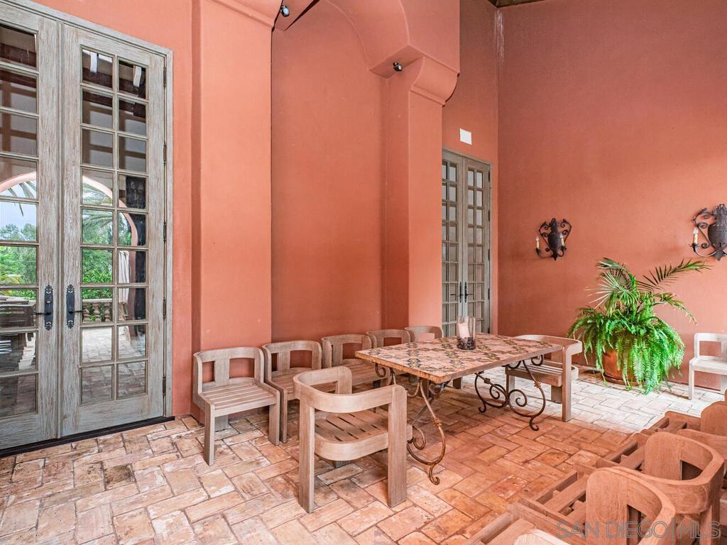 Detail Gallery Image 39 of 65 For 17116  Paseo Hermosa, Rancho Santa Fe,  CA 92067 - 9 Beds | 11/1 Baths