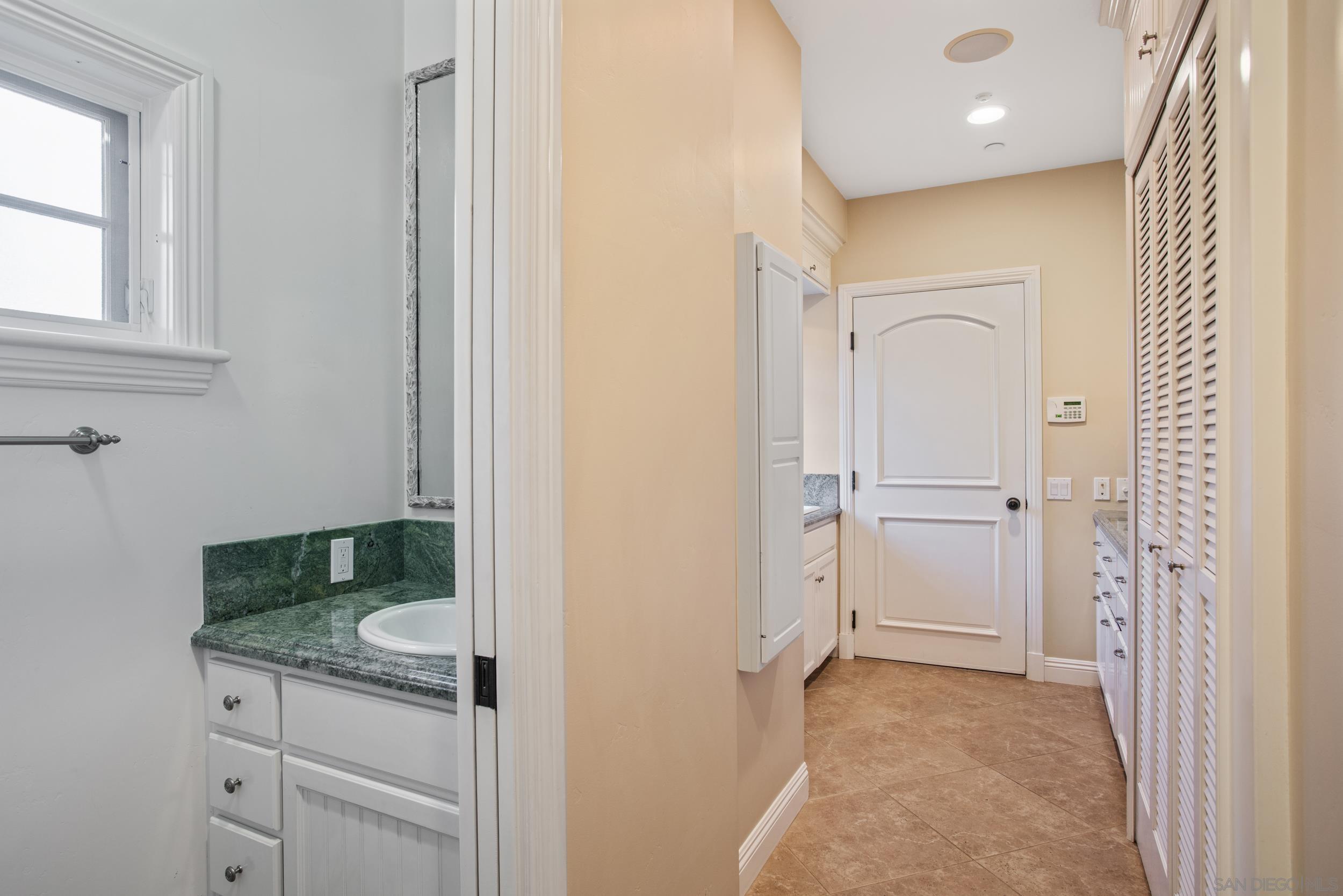 Detail Gallery Image 25 of 51 For 16056  Avenida Calma, Rancho Santa Fe,  CA 92091 - 4 Beds | 4/1 Baths