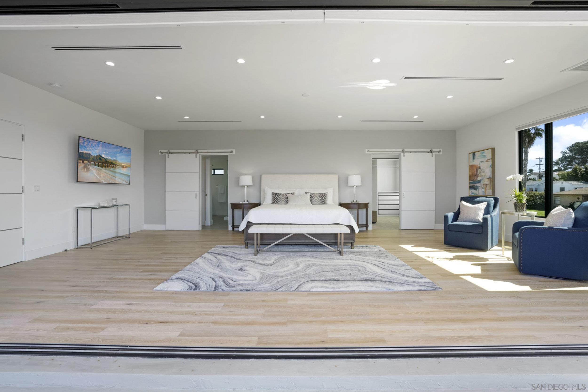 Detail Gallery Image 27 of 53 For 4386  Newport Ave, San Diego,  CA 92107 - 5 Beds | 4/1 Baths