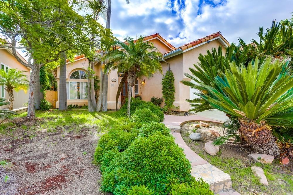 Detail Gallery Image 2 of 40 For 1672  Olympus Loop Dr, Vista,  CA 92081 - 3 Beds | 2 Baths