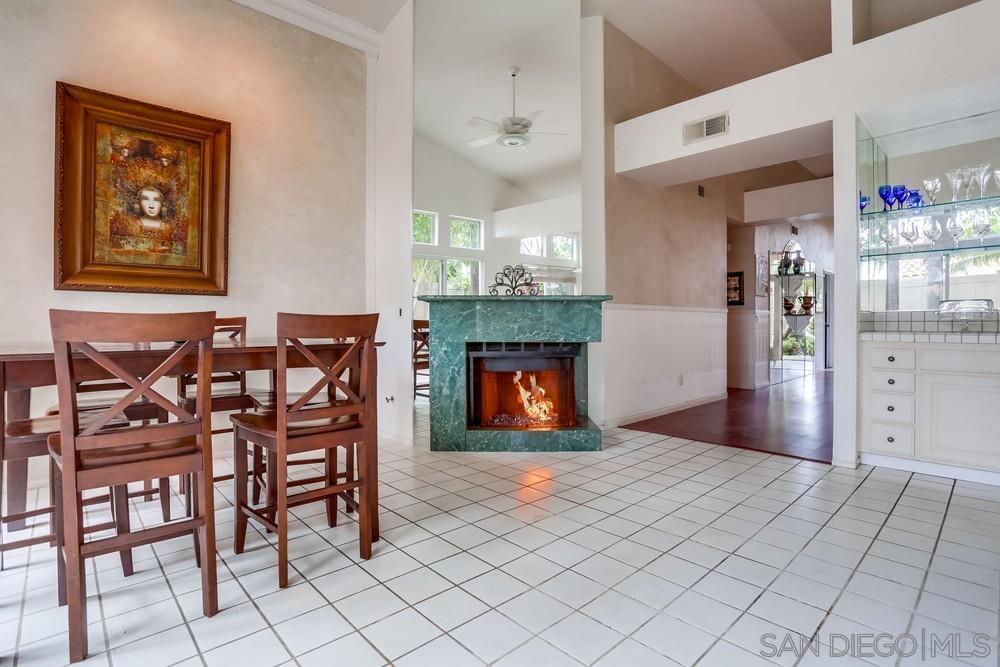 Detail Gallery Image 11 of 40 For 1672  Olympus Loop Dr, Vista,  CA 92081 - 3 Beds | 2 Baths