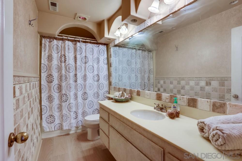 Detail Gallery Image 32 of 40 For 1672  Olympus Loop Dr, Vista,  CA 92081 - 3 Beds | 2 Baths