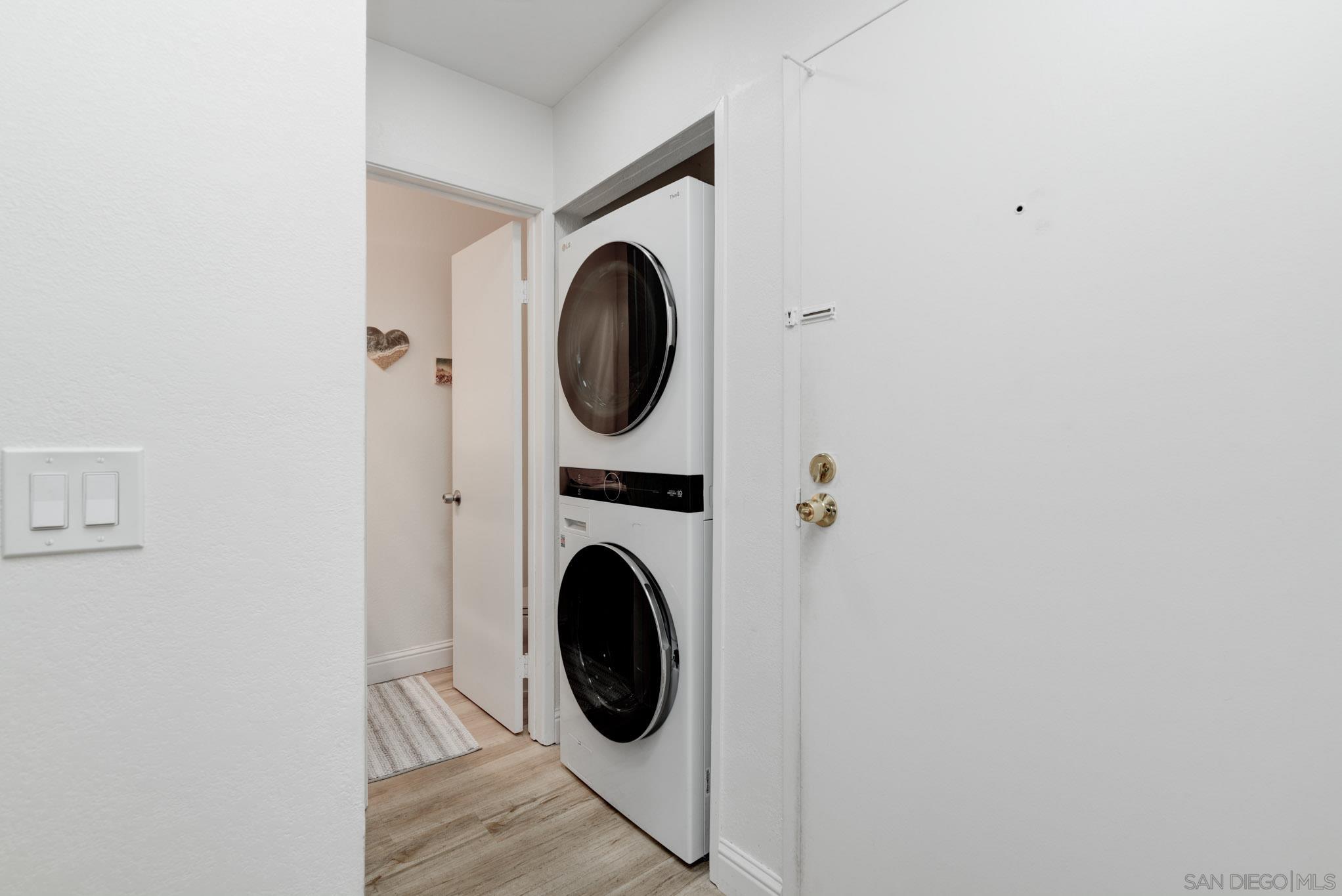 Detail Gallery Image 6 of 32 For 6877  Caminito Mundo  #25,  San Diego,  CA 92119 - 1 Beds | 1/1 Baths