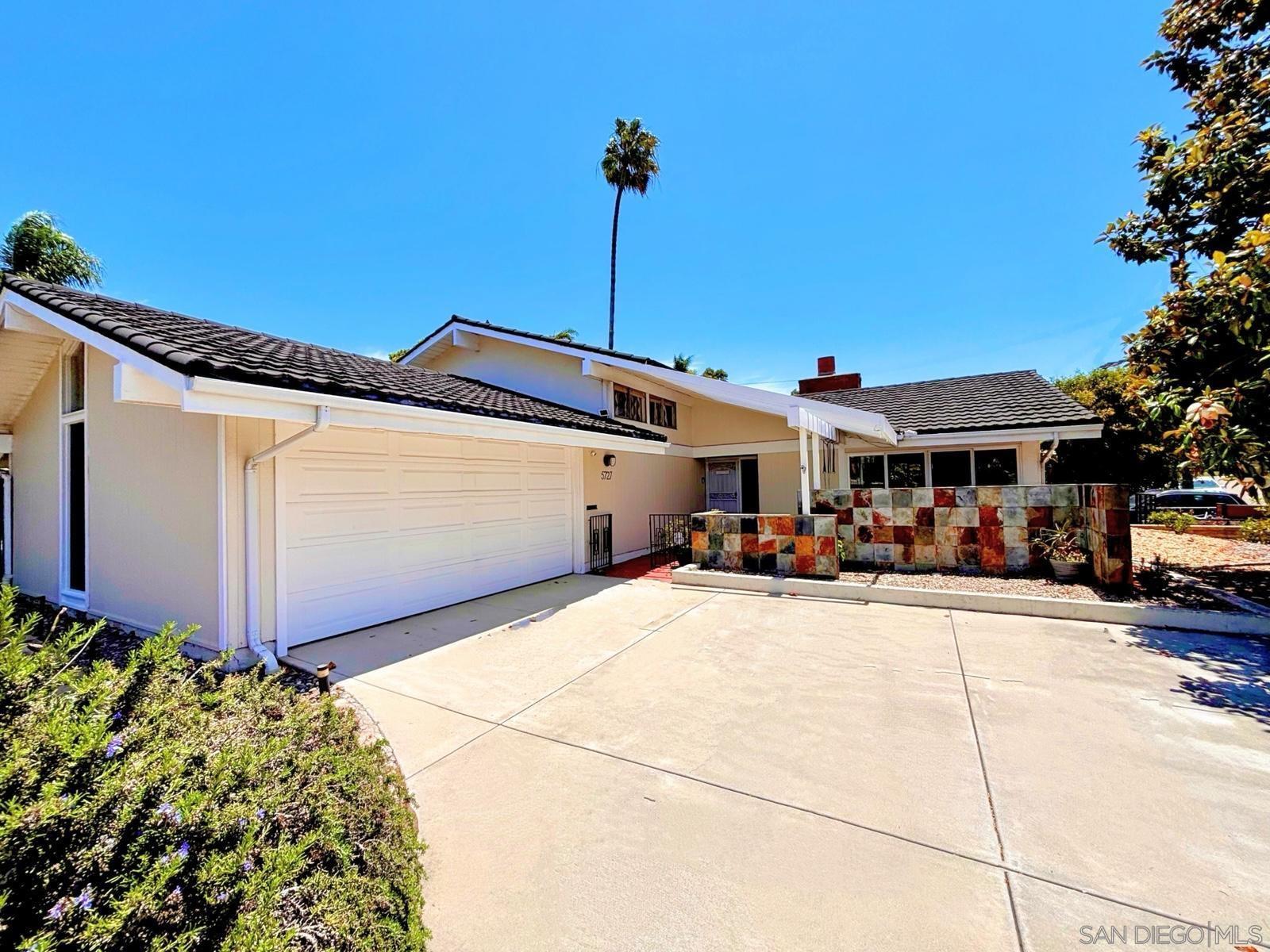 Detail Gallery Image 4 of 18 For 5727  Honors Dr., San Diego,  CA 92122 - 4 Beds | 2/1 Baths