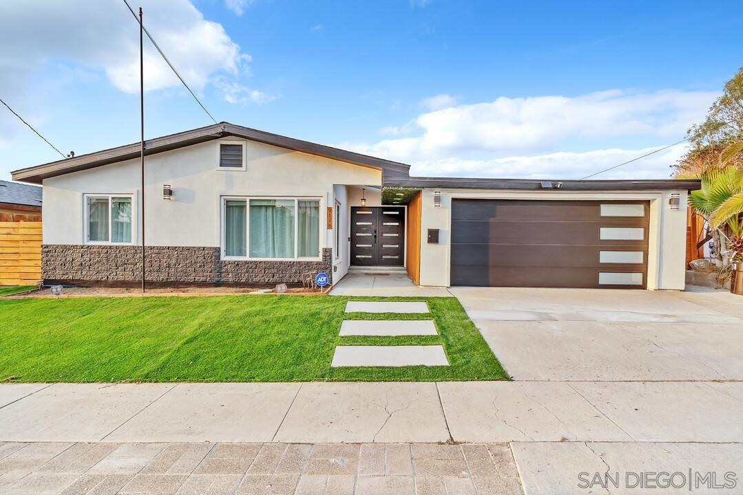 Front Image Thumbnail for SD250038326