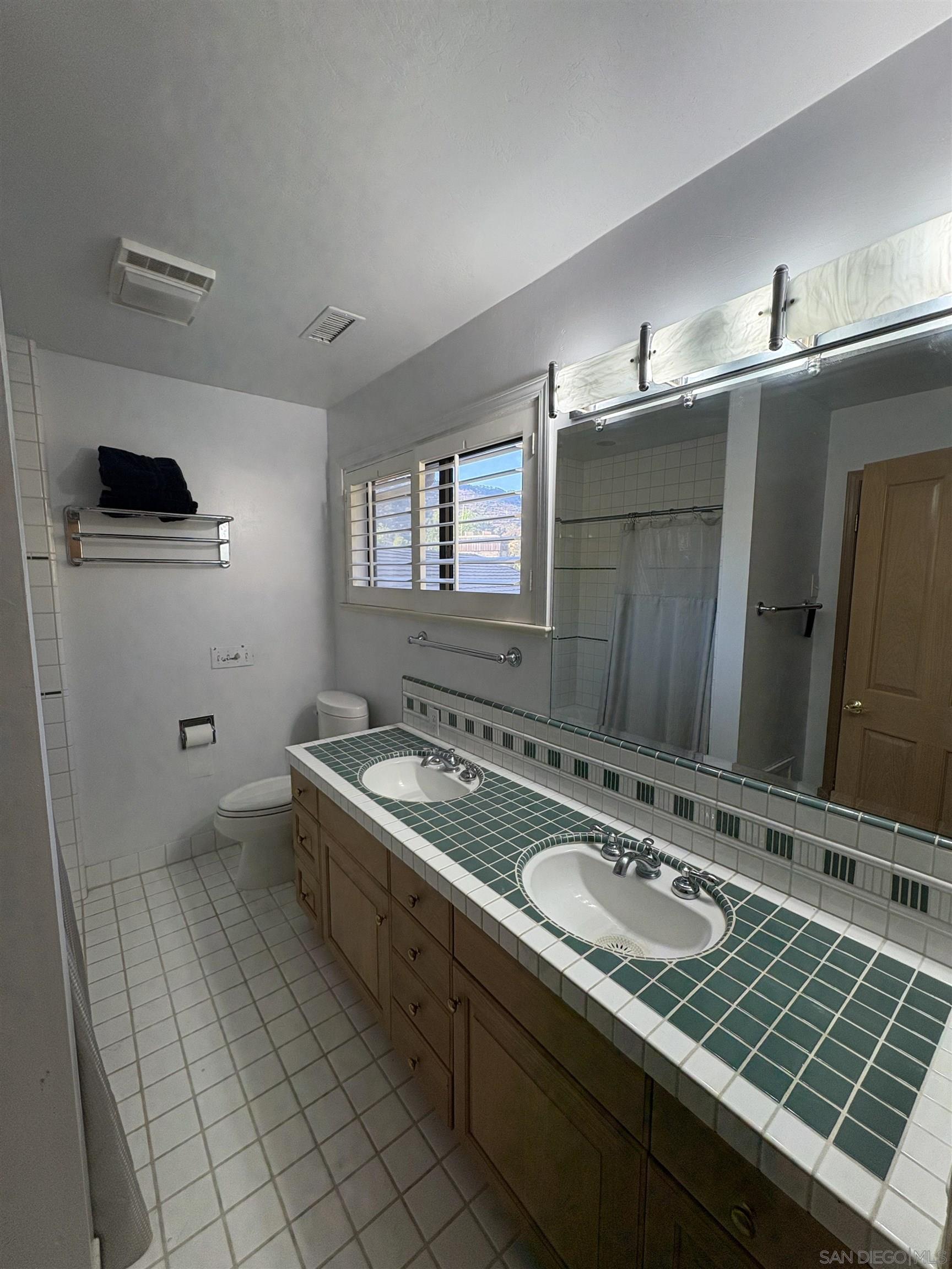 Detail Gallery Image 31 of 68 For 15725  Pauma Valley Drive, Pauma Valley,  CA 92061 - 6 Beds | 4/1 Baths