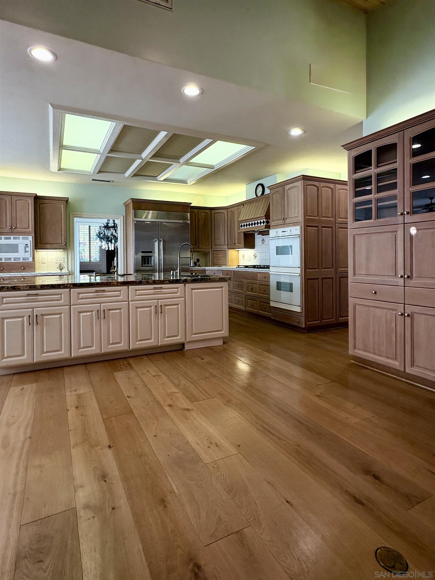 Detail Gallery Image 7 of 68 For 15725  Pauma Valley Drive, Pauma Valley,  CA 92061 - 6 Beds | 4/1 Baths