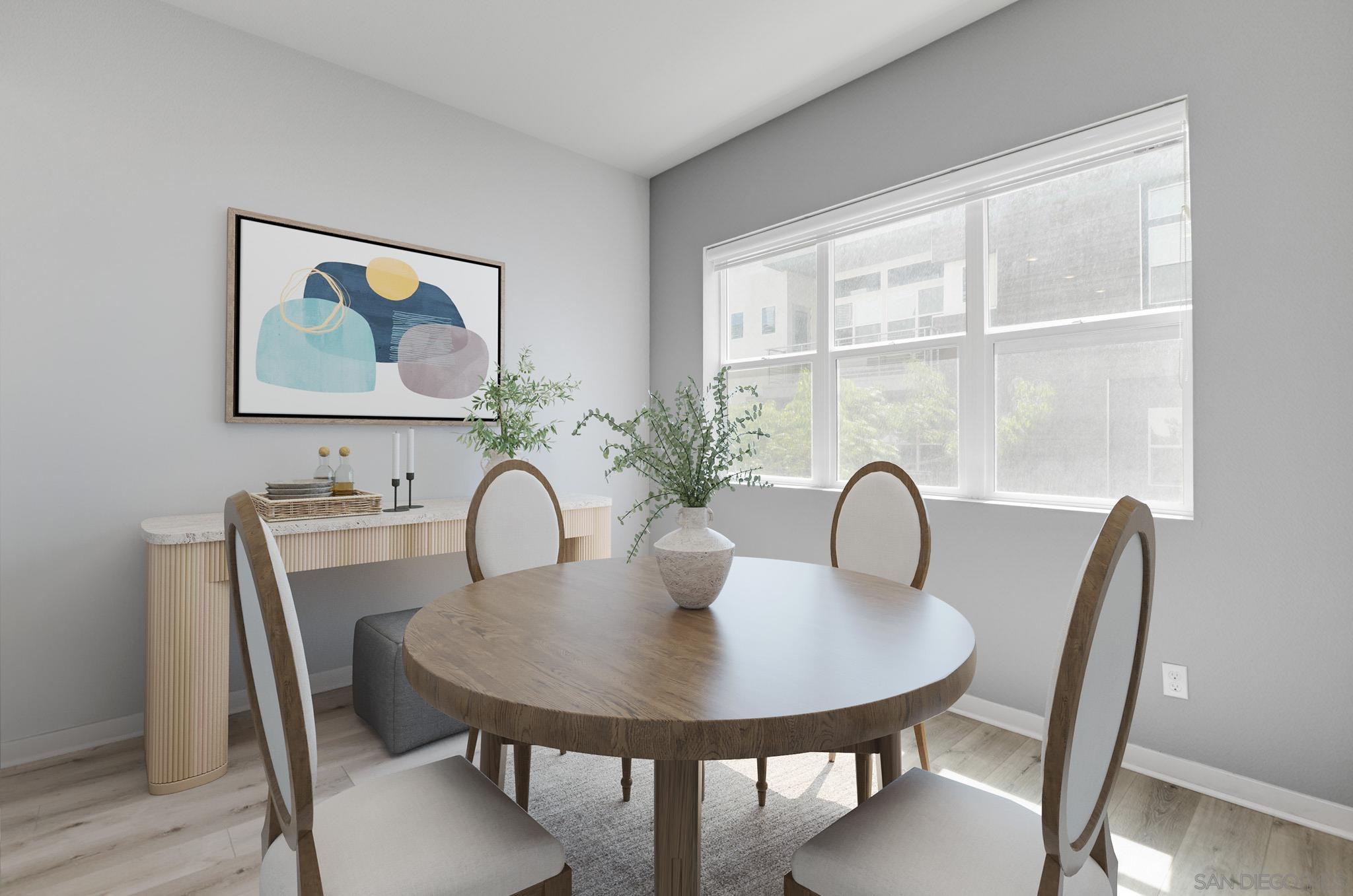 Detail Gallery Image 7 of 25 For 2035  Bravo Loop  #3,  Chula Vista,  CA 91915 - 4 Beds | 3 Baths