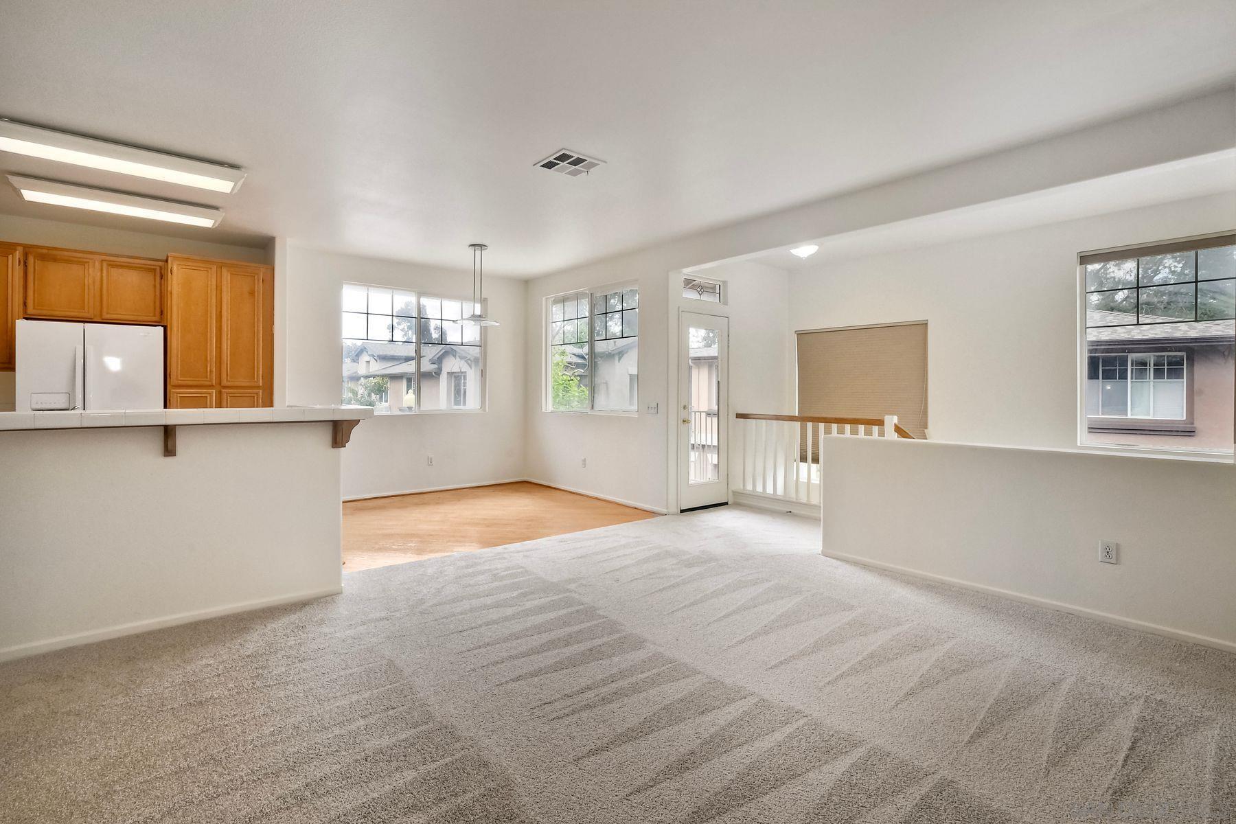 Detail Gallery Image 9 of 43 For 9633  West Canyon Terrace  #2,  San Diego,  CA 92123 - 2 Beds | 2 Baths