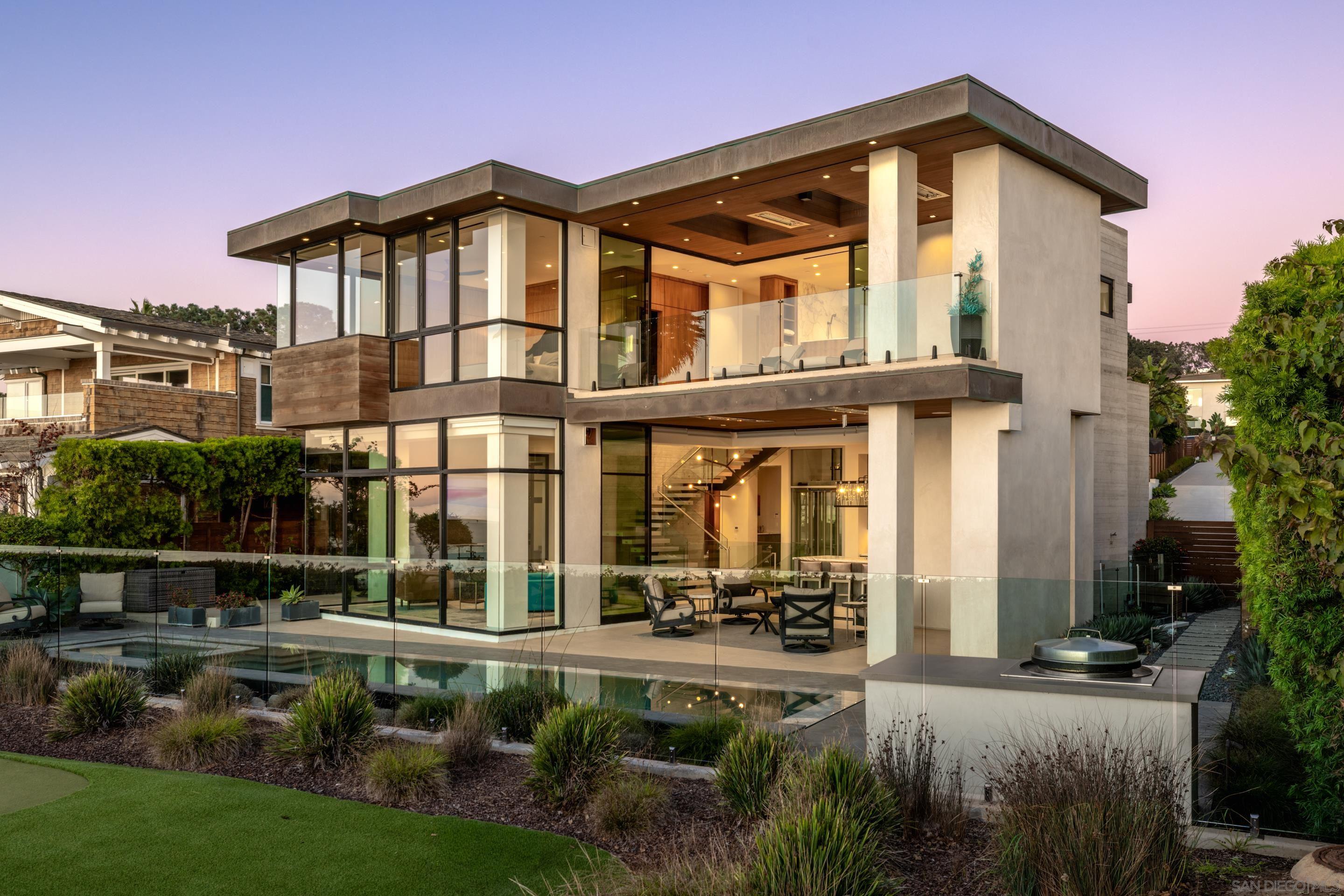 Detail Gallery Image 2 of 43 For 516  Stratford, Del Mar,  CA 92014 - 5 Beds | 5/2 Baths