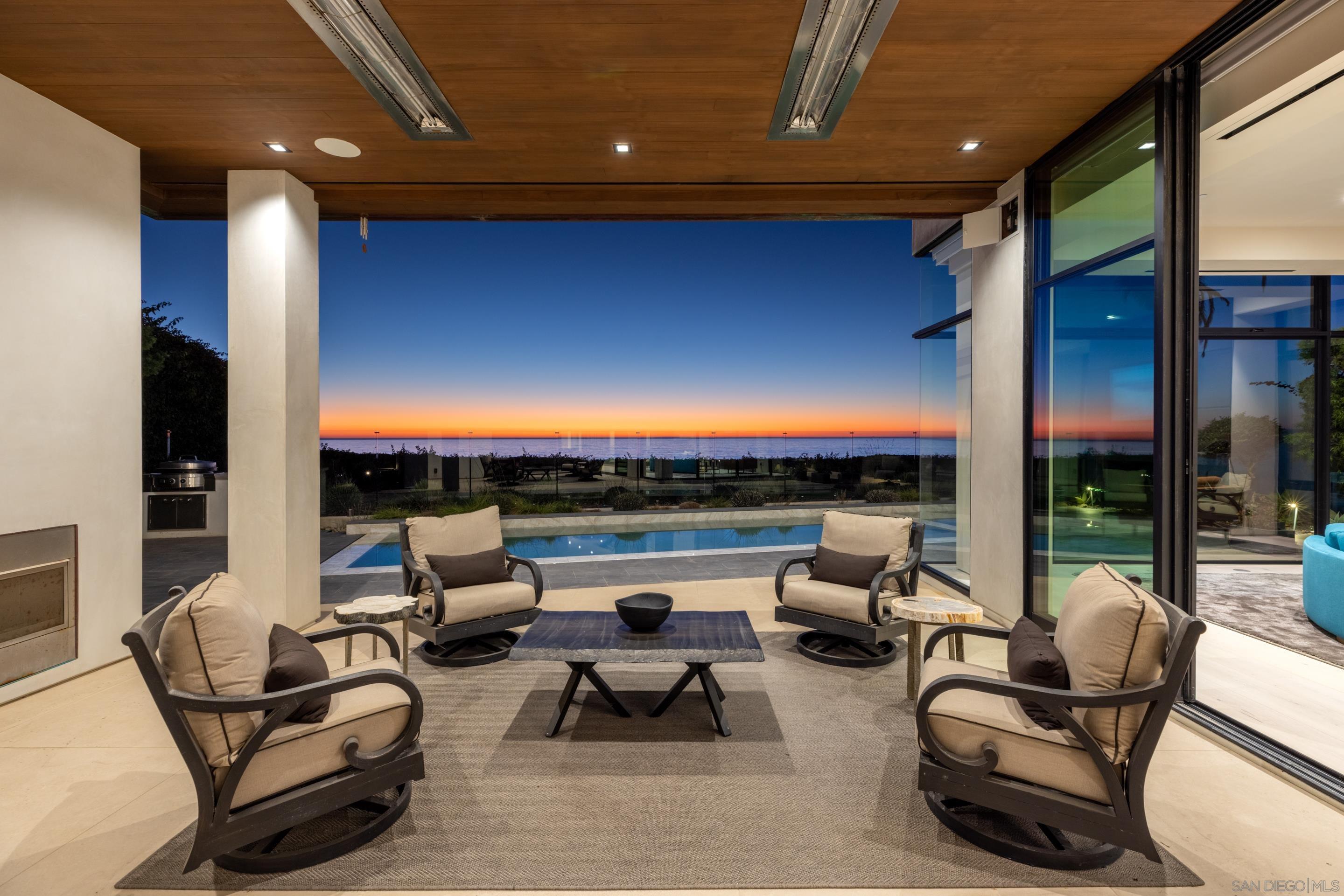 Detail Gallery Image 19 of 43 For 516  Stratford, Del Mar,  CA 92014 - 5 Beds | 5/2 Baths