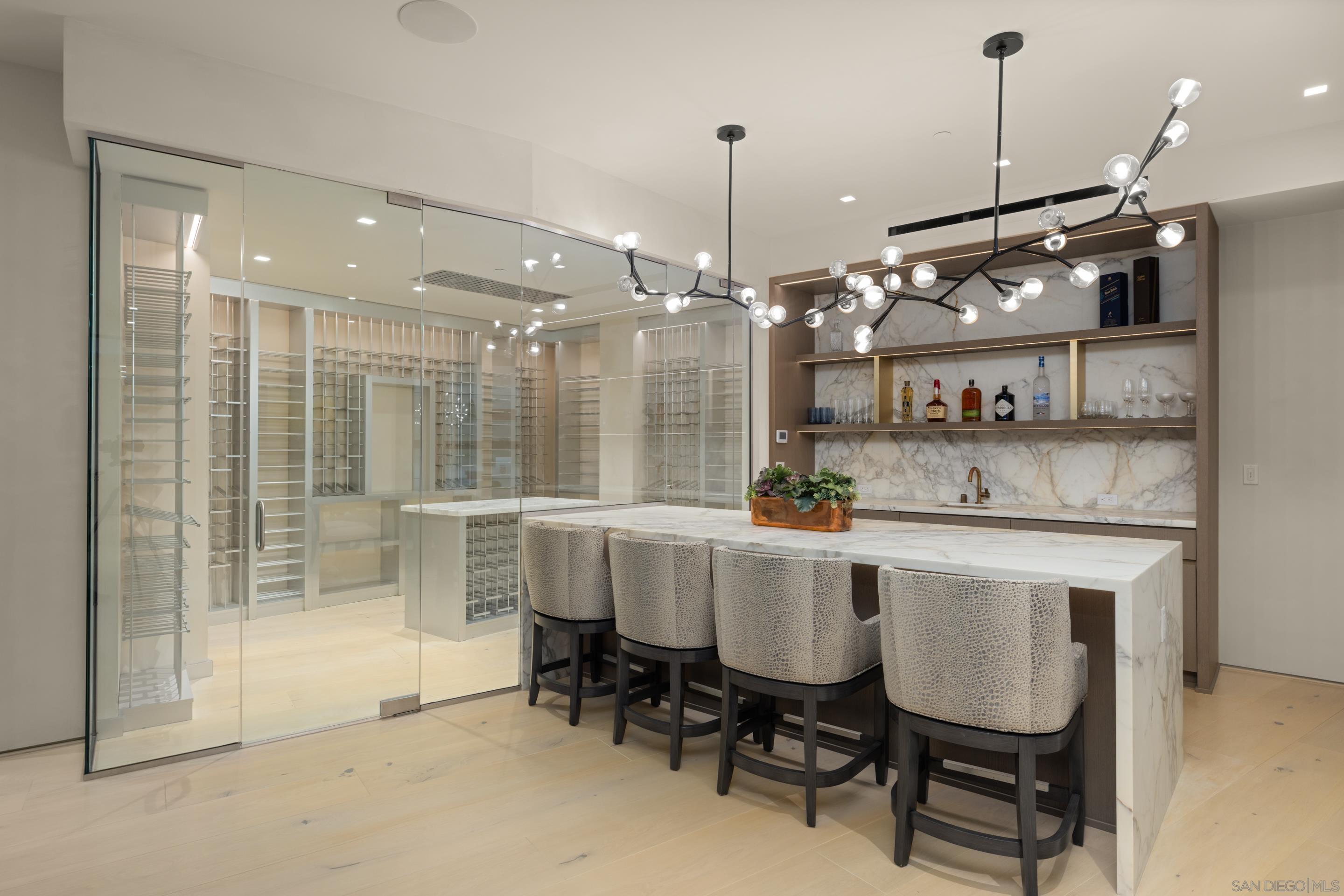 Detail Gallery Image 29 of 43 For 516  Stratford, Del Mar,  CA 92014 - 5 Beds | 5/2 Baths