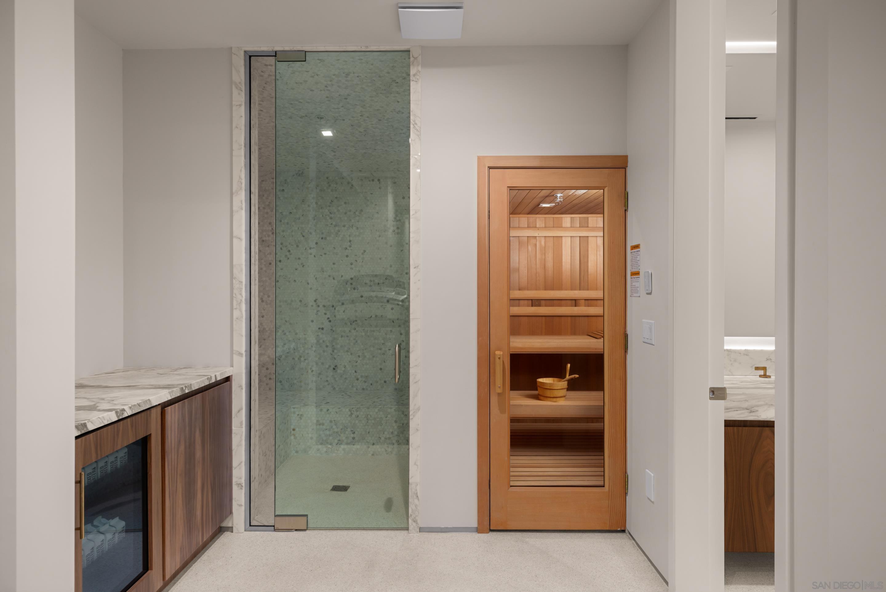 Detail Gallery Image 33 of 43 For 516  Stratford, Del Mar,  CA 92014 - 5 Beds | 5/2 Baths