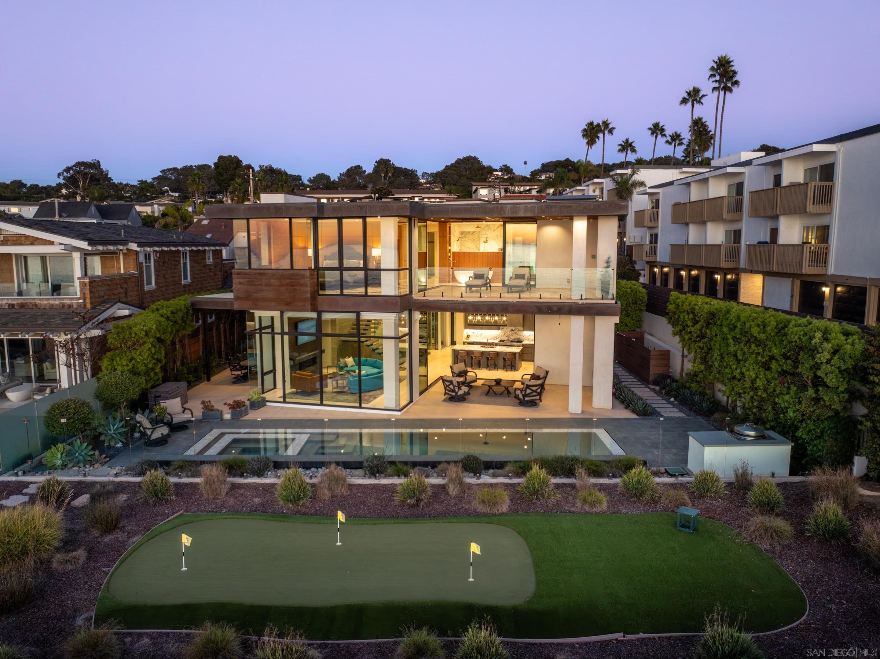 Detail Gallery Image 39 of 43 For 516  Stratford, Del Mar,  CA 92014 - 5 Beds | 5/2 Baths