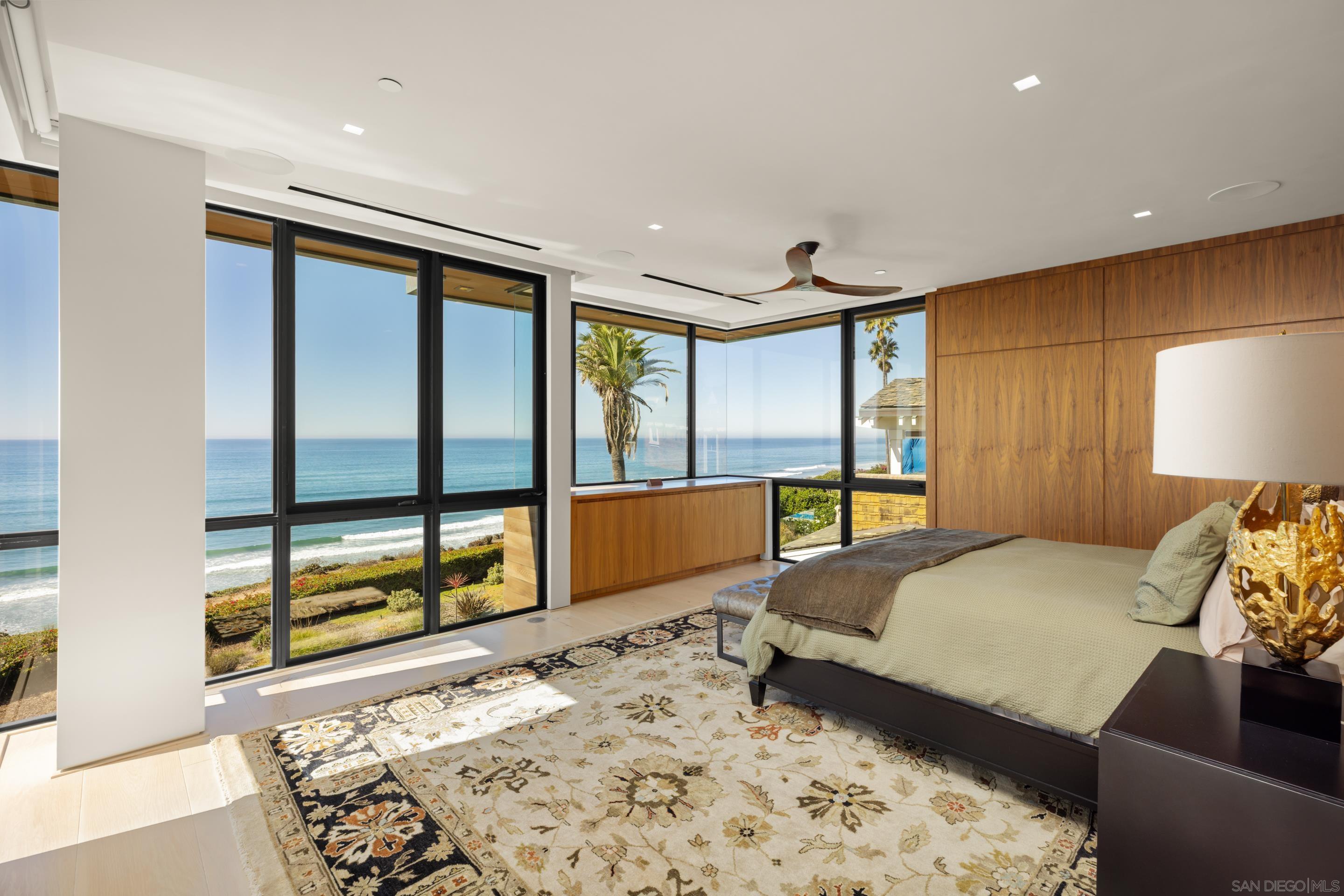 Detail Gallery Image 5 of 43 For 516  Stratford, Del Mar,  CA 92014 - 5 Beds | 5/2 Baths