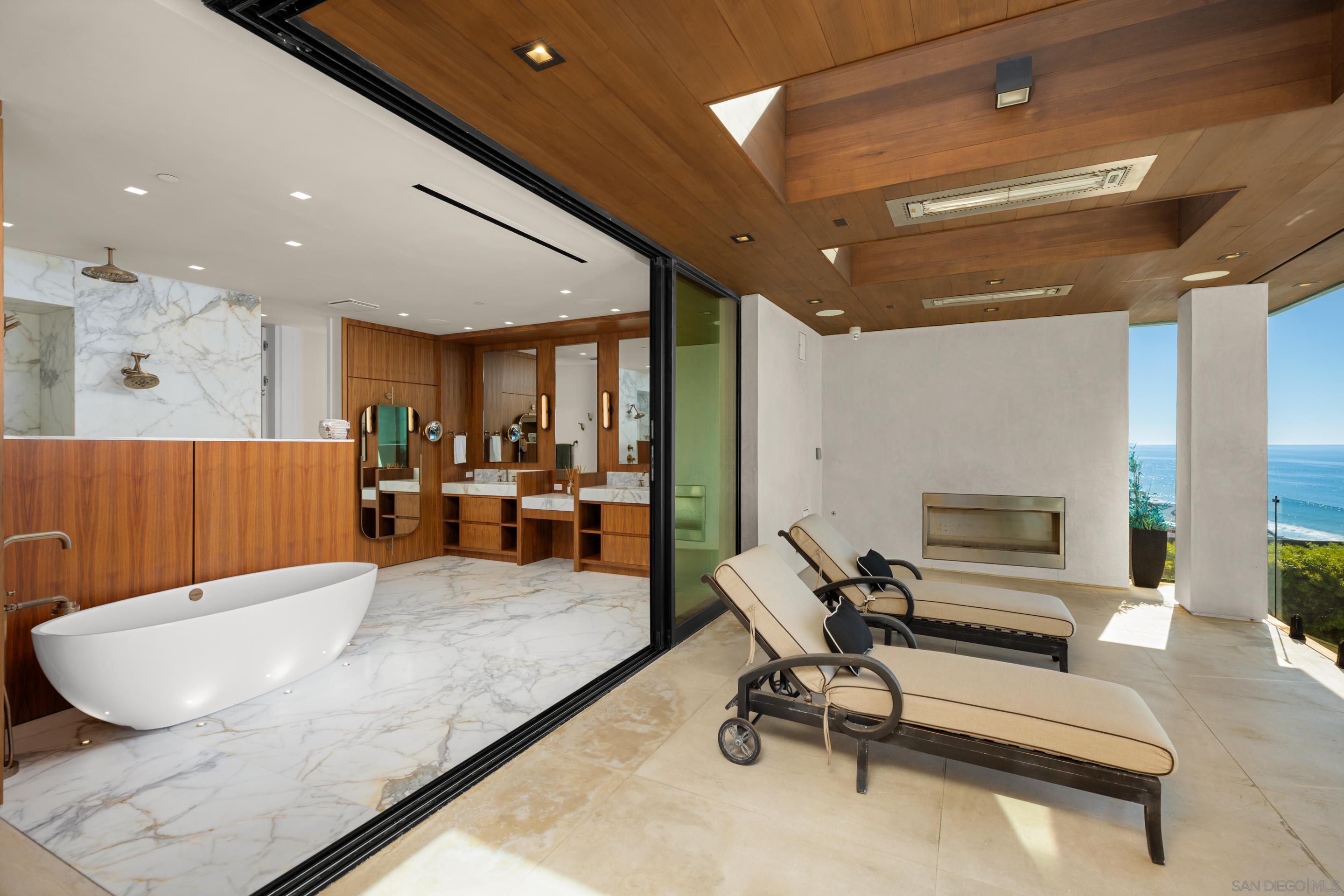 Detail Gallery Image 7 of 43 For 516  Stratford, Del Mar,  CA 92014 - 5 Beds | 5/2 Baths