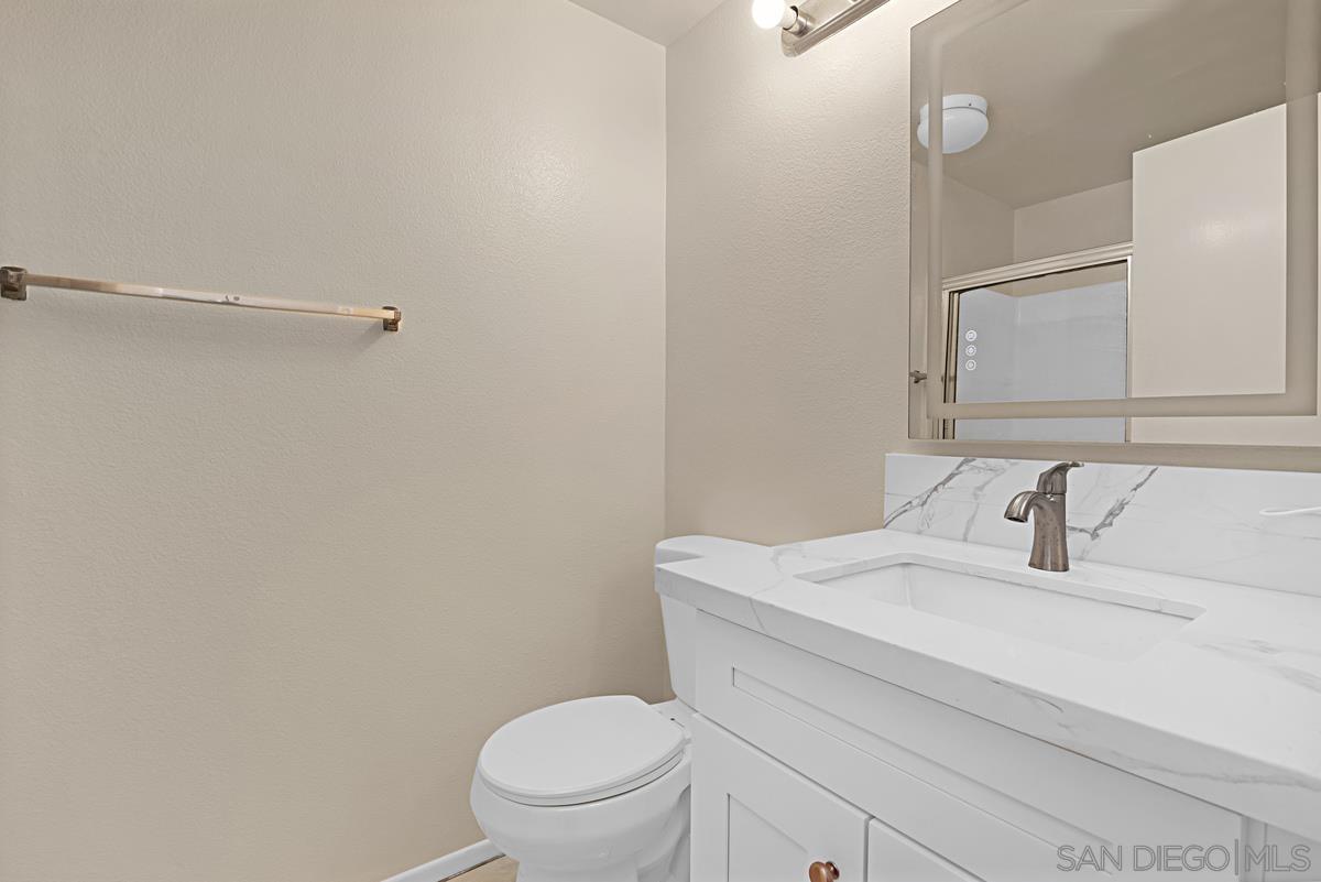 Detail Gallery Image 20 of 29 For 11235  Affinity Ct  #68,  San Diego,  CA 92131 - 2 Beds | 2 Baths