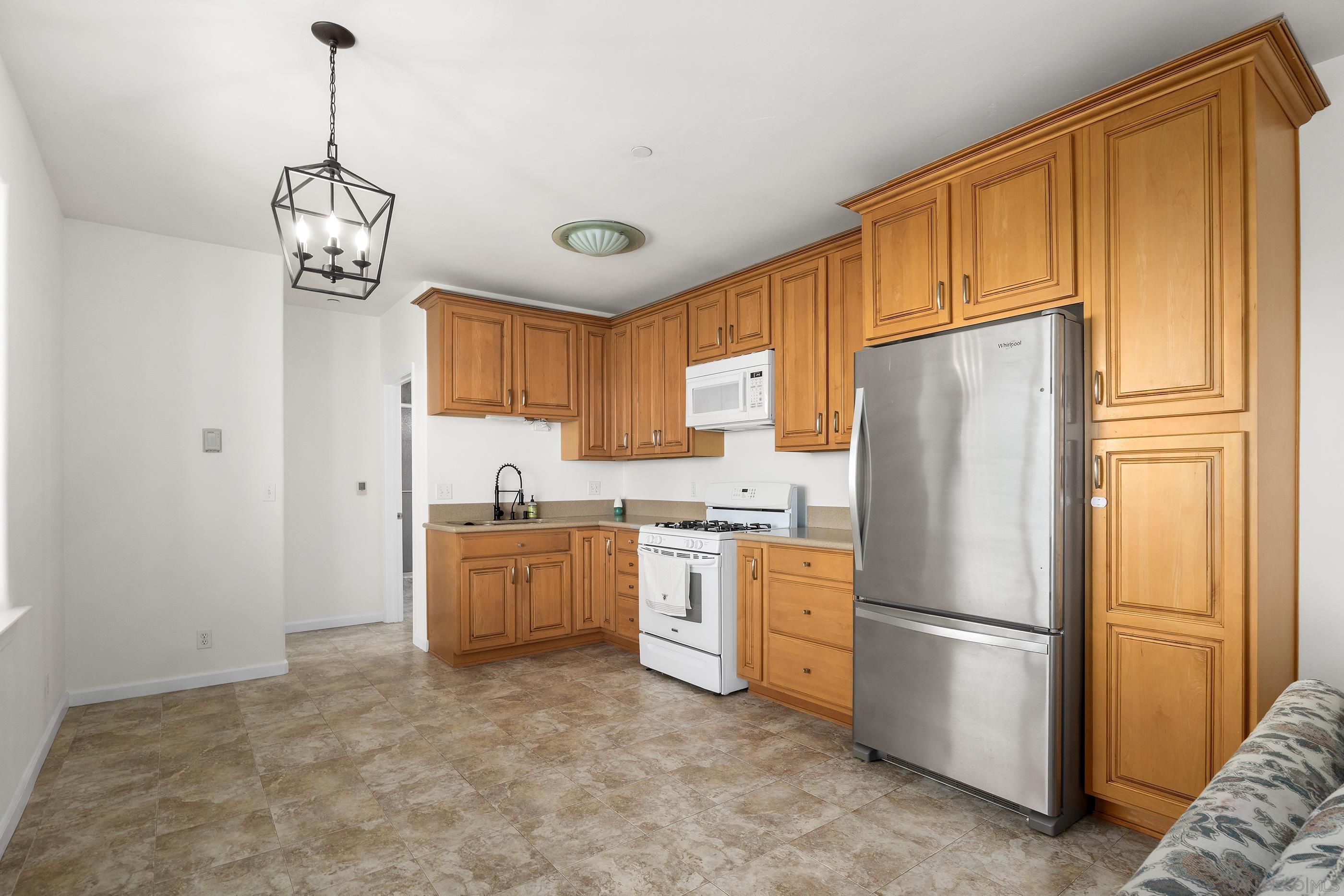 Detail Gallery Image 46 of 62 For 960  Smith Rd, Watsonville,  CA 95076 - 6 Beds | 4 Baths