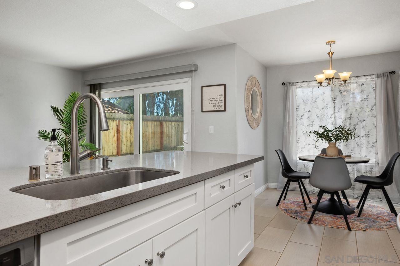 Detail Gallery Image 16 of 41 For 2153  Pleasantwood Ln, Escondido,  CA 92026 - 3 Beds | 2/1 Baths