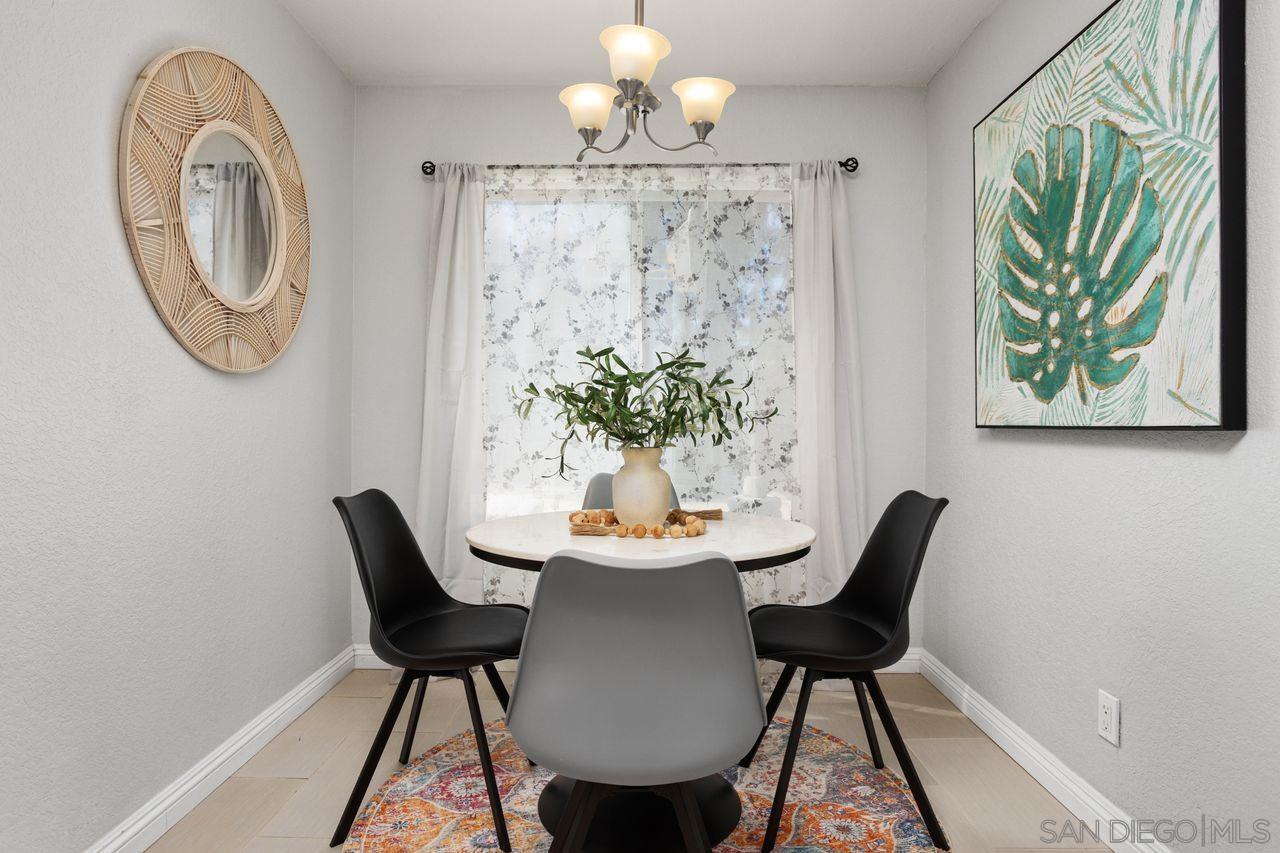 Detail Gallery Image 17 of 41 For 2153  Pleasantwood Ln, Escondido,  CA 92026 - 3 Beds | 2/1 Baths