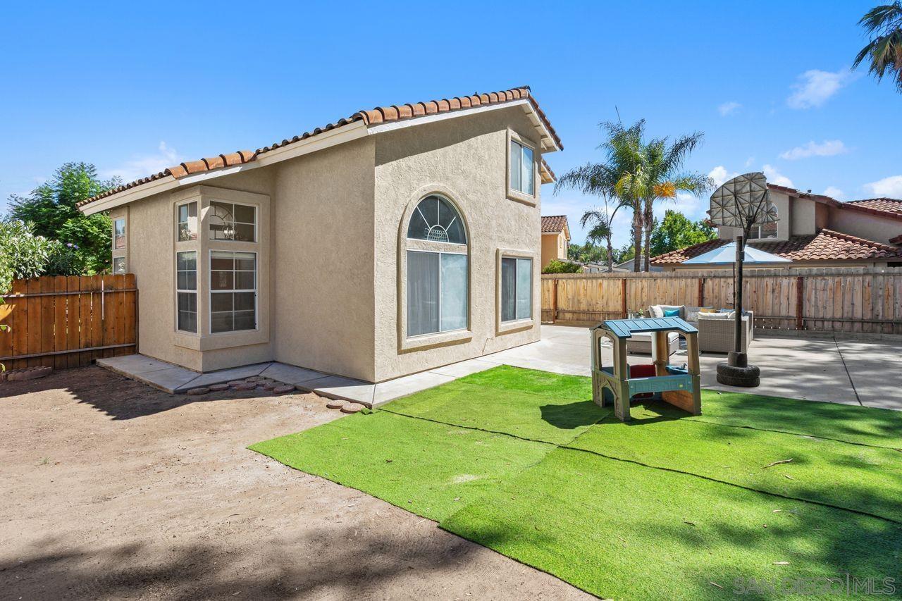 Detail Gallery Image 40 of 41 For 2153  Pleasantwood Ln, Escondido,  CA 92026 - 3 Beds | 2/1 Baths