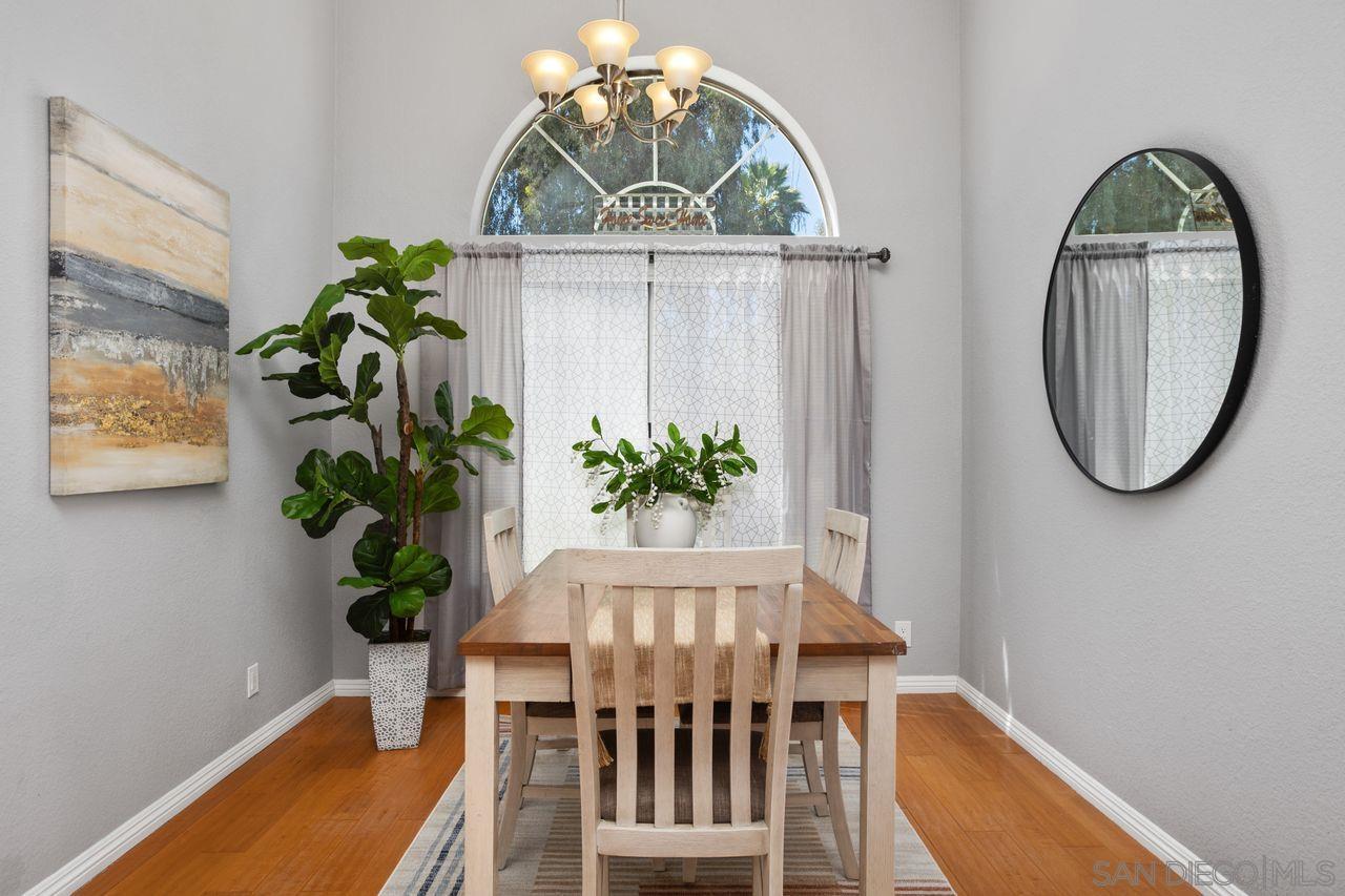 Detail Gallery Image 9 of 41 For 2153  Pleasantwood Ln, Escondido,  CA 92026 - 3 Beds | 2/1 Baths