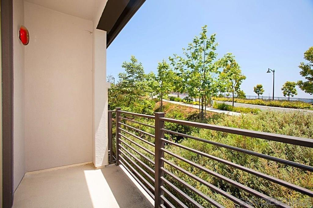 Detail Gallery Image 18 of 25 For 2617  Aperture Circle, San Diego,  CA 92108 - 3 Beds | 2/1 Baths