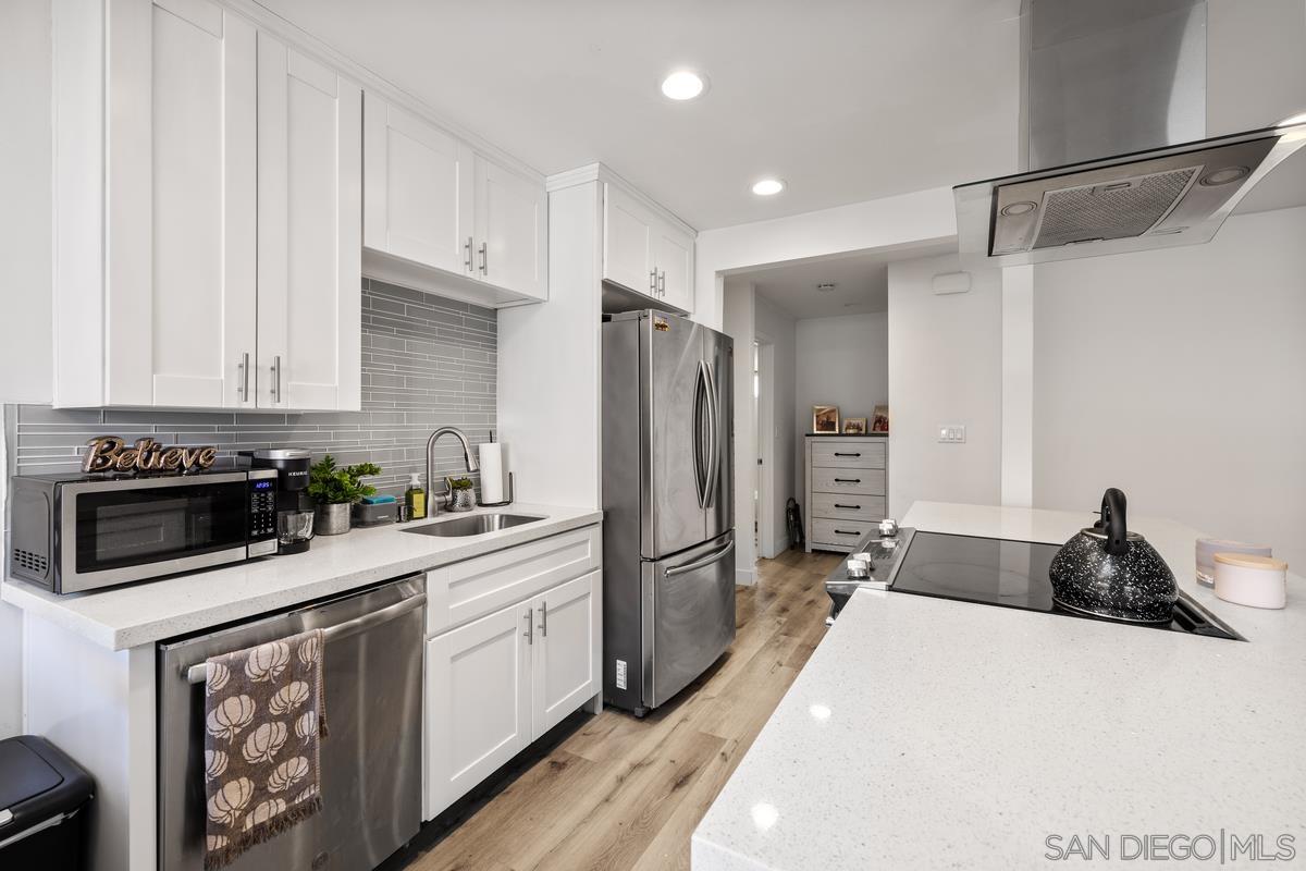 Detail Gallery Image 11 of 23 For 8671  Lake Murray Blvd  #4,  San Diego,  CA 92119 - 1 Beds | 1 Baths