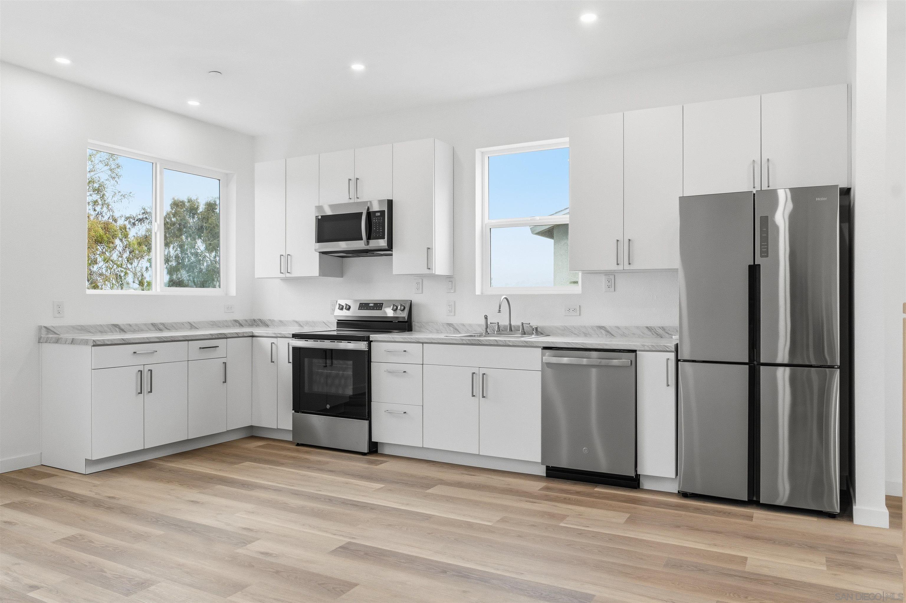 Detail Gallery Image 12 of 70 For 490  Lado De Loma Dr #1-4, Vista,  CA 92083 - – Beds | – Baths