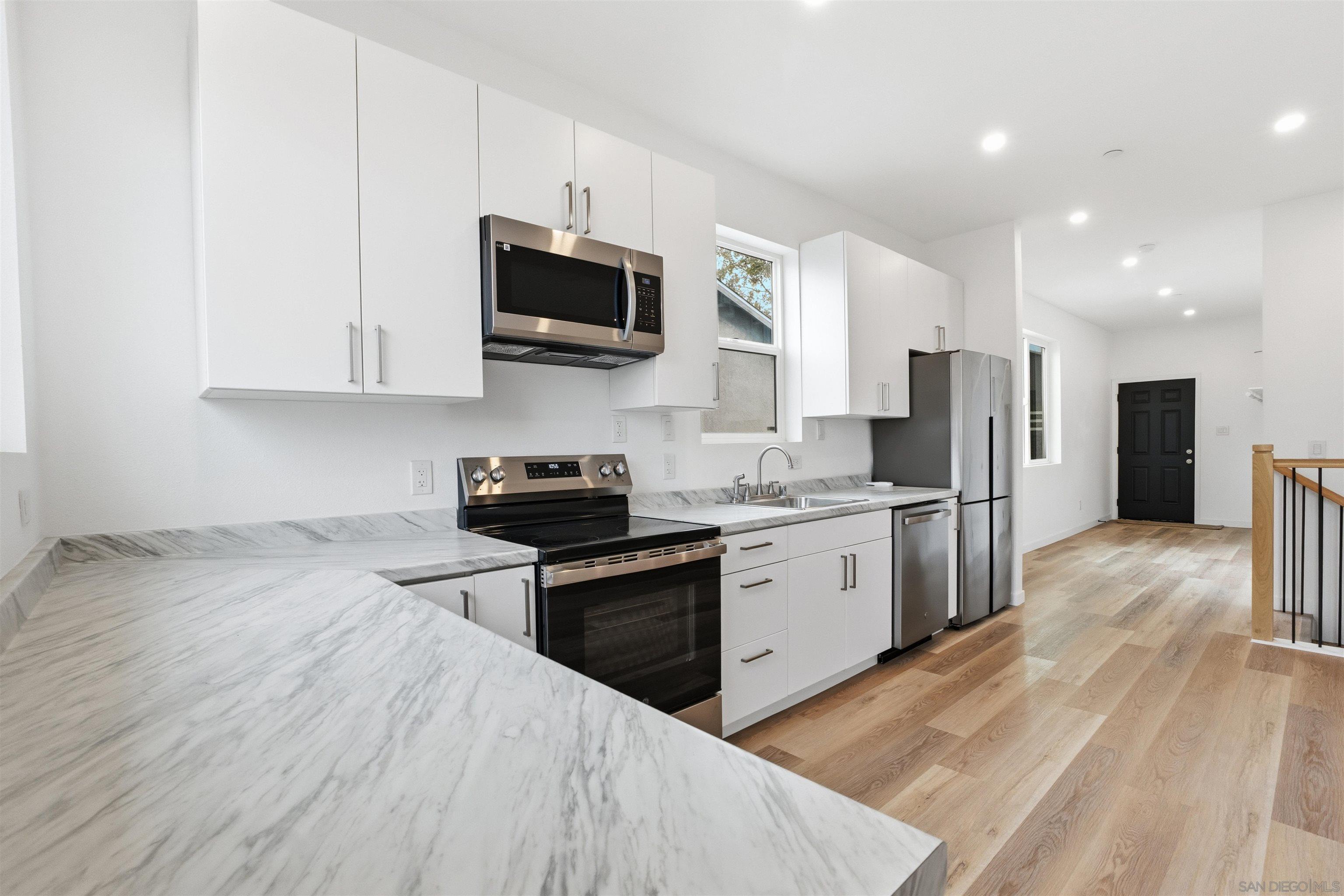 Detail Gallery Image 16 of 70 For 490  Lado De Loma Dr #1-4, Vista,  CA 92083 - – Beds | – Baths