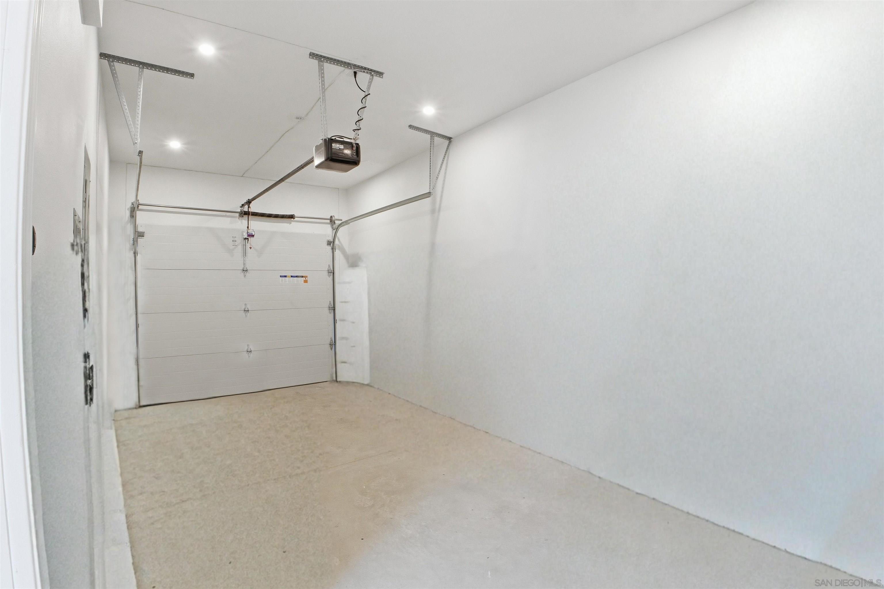 Detail Gallery Image 3 of 70 For 490  Lado De Loma Dr #1-4, Vista,  CA 92083 - – Beds | – Baths