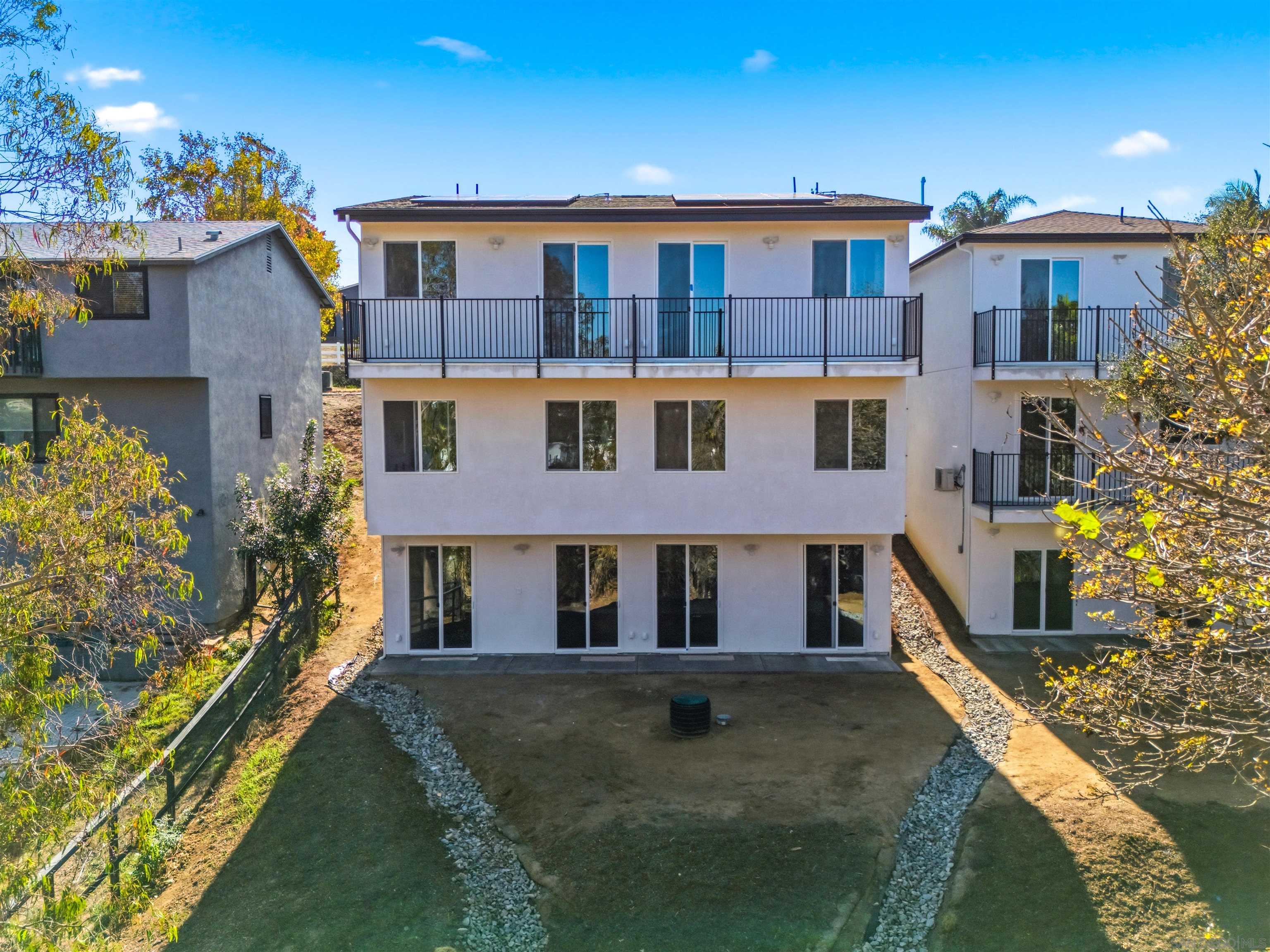 Detail Gallery Image 38 of 70 For 490  Lado De Loma Dr #1-4, Vista,  CA 92083 - – Beds | – Baths