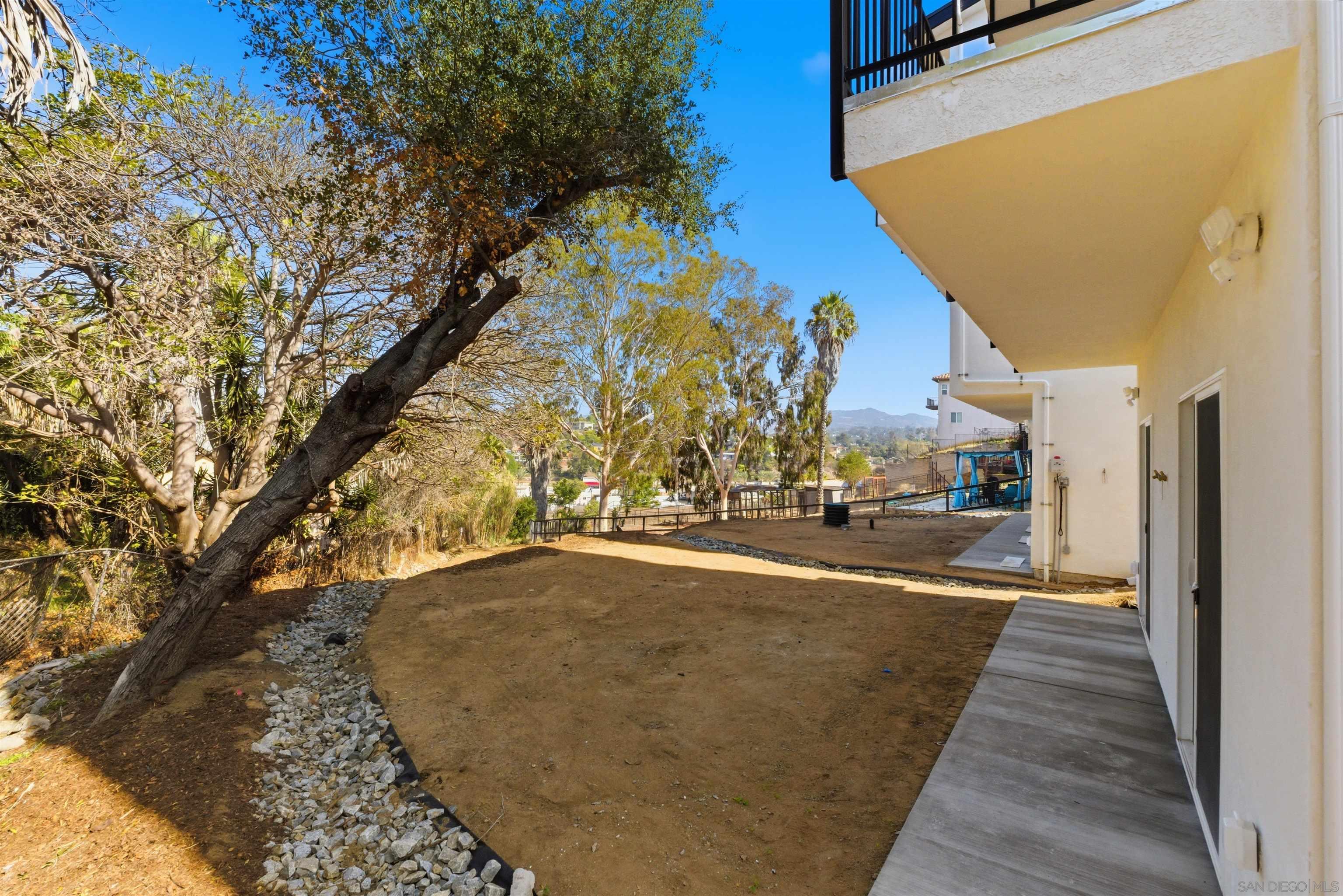 Detail Gallery Image 60 of 70 For 490  Lado De Loma Dr #1-4, Vista,  CA 92083 - – Beds | – Baths