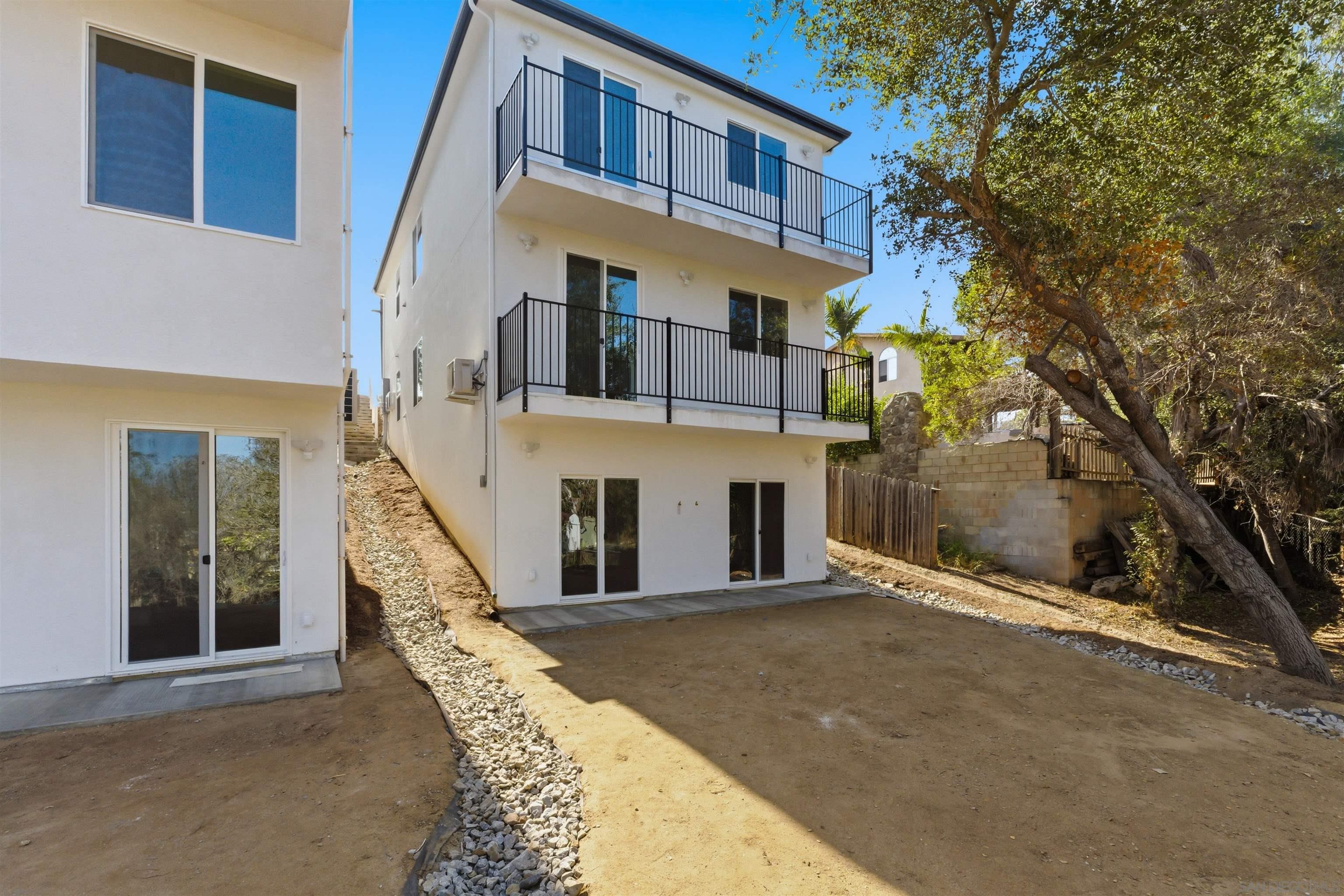 Detail Gallery Image 62 of 70 For 490  Lado De Loma Dr #1-4, Vista,  CA 92083 - – Beds | – Baths