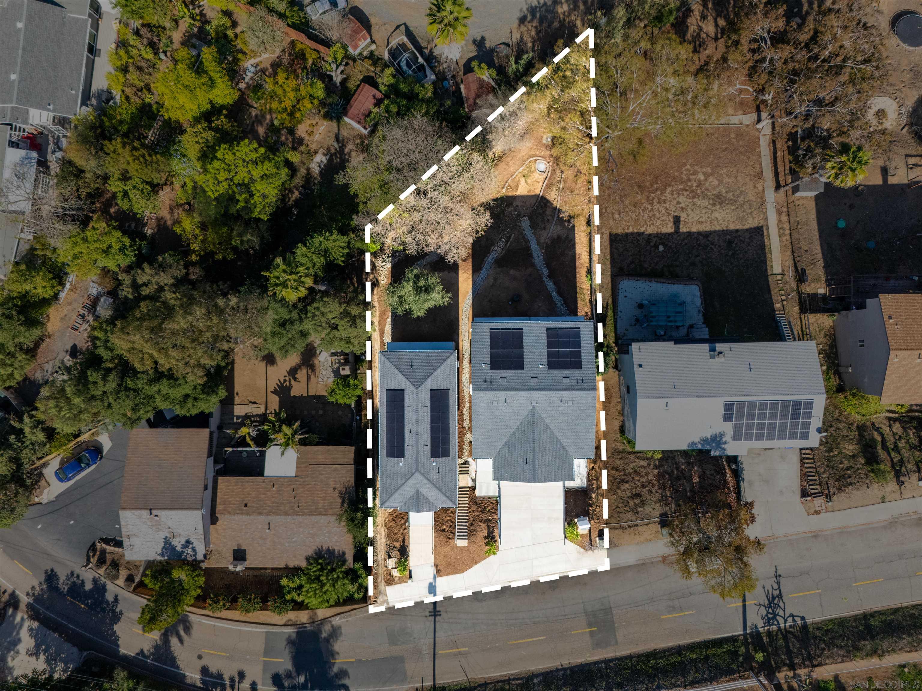 Detail Gallery Image 64 of 70 For 490  Lado De Loma Dr #1-4, Vista,  CA 92083 - – Beds | – Baths