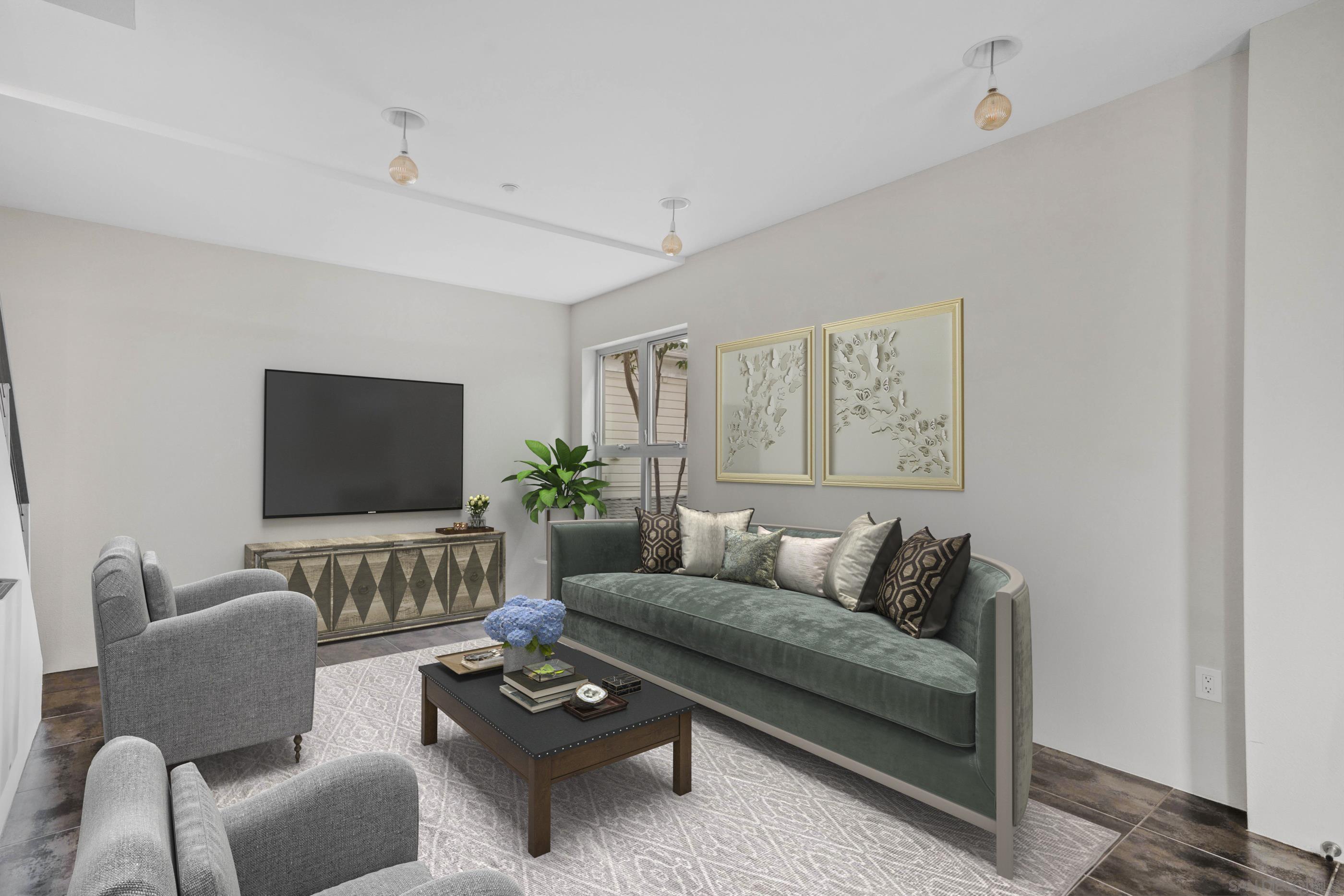 Detail Gallery Image 2 of 40 For 991  Sigsbee St, San Diego,  CA 92113 - 3 Beds | 2/1 Baths