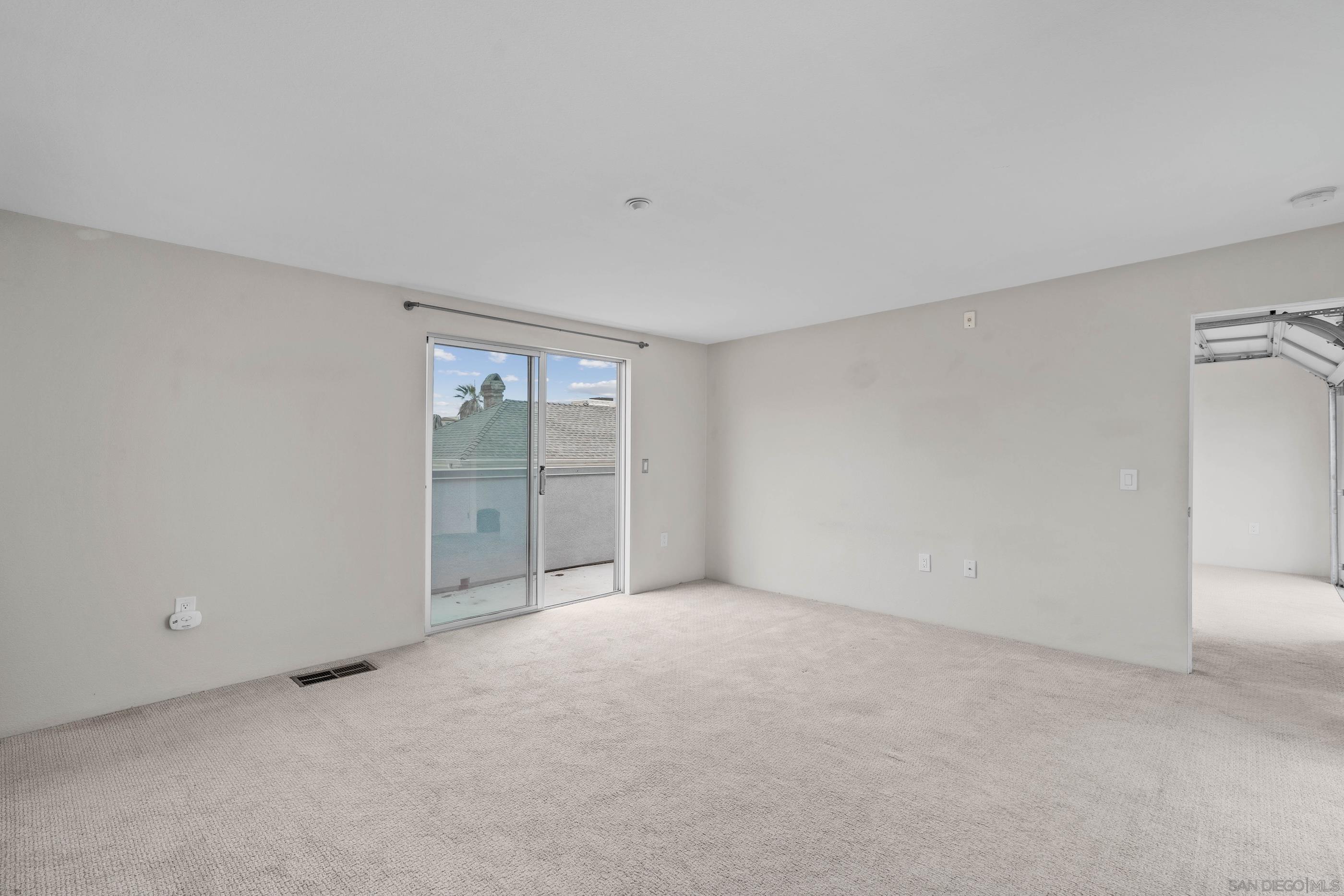 Detail Gallery Image 33 of 40 For 991  Sigsbee St, San Diego,  CA 92113 - 3 Beds | 2/1 Baths