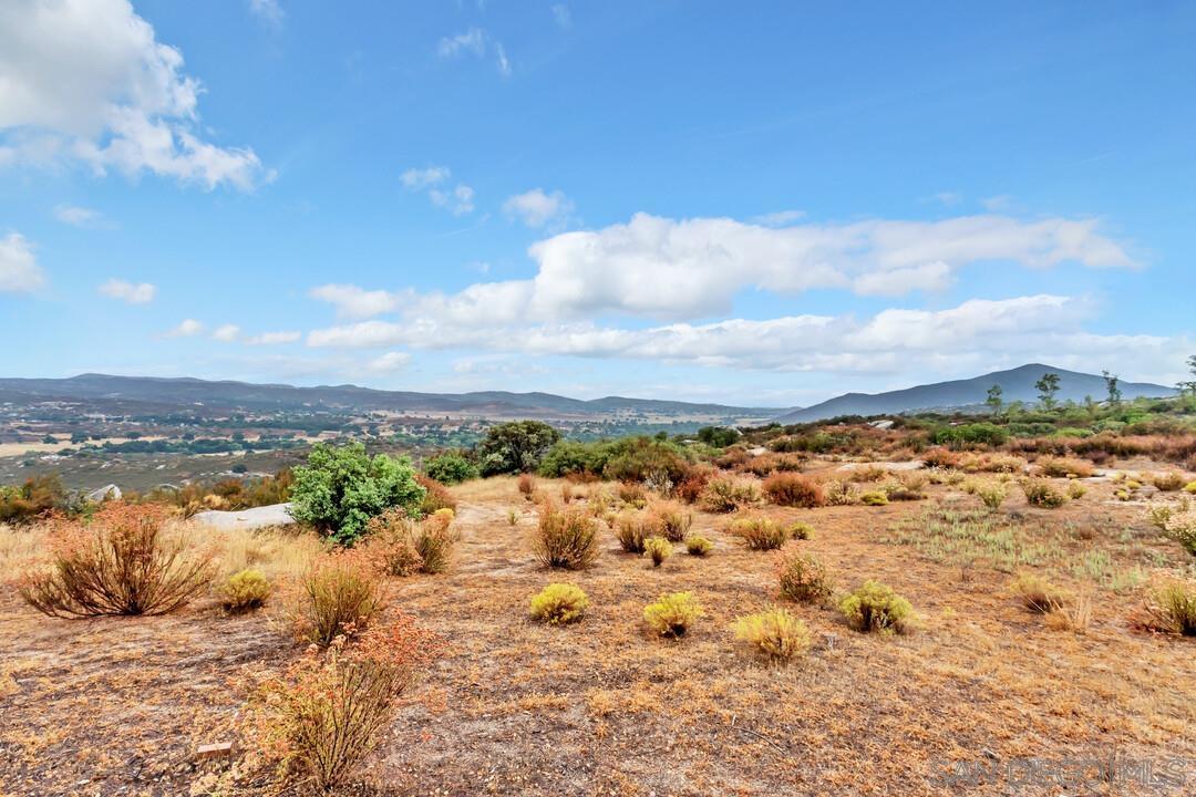 Front Image Thumbnail for SD250038531