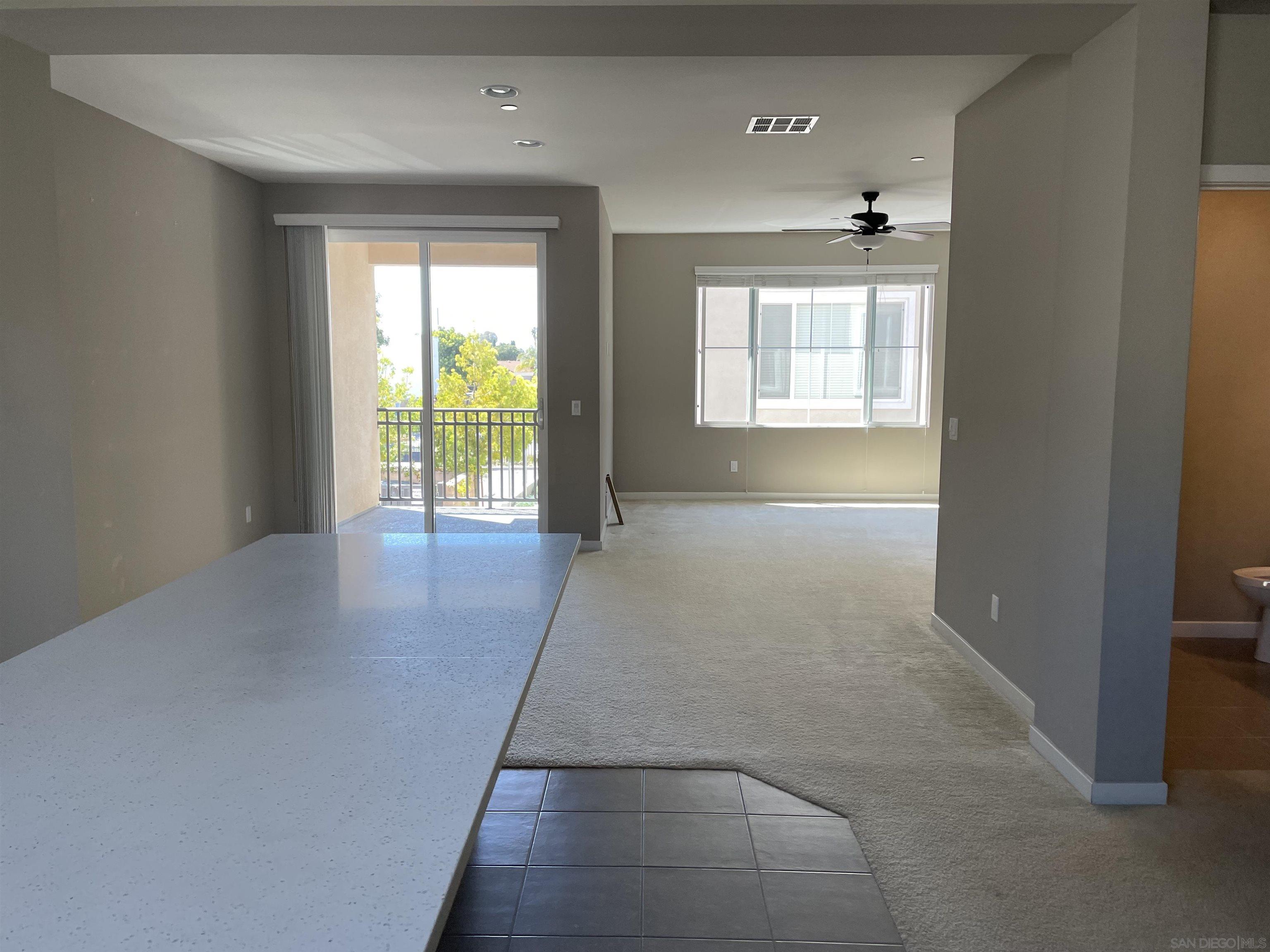 Detail Gallery Image 12 of 26 For 11337  Zapata Ave  21, San Diego,  CA 92126 - 4 Beds | 3/1 Baths