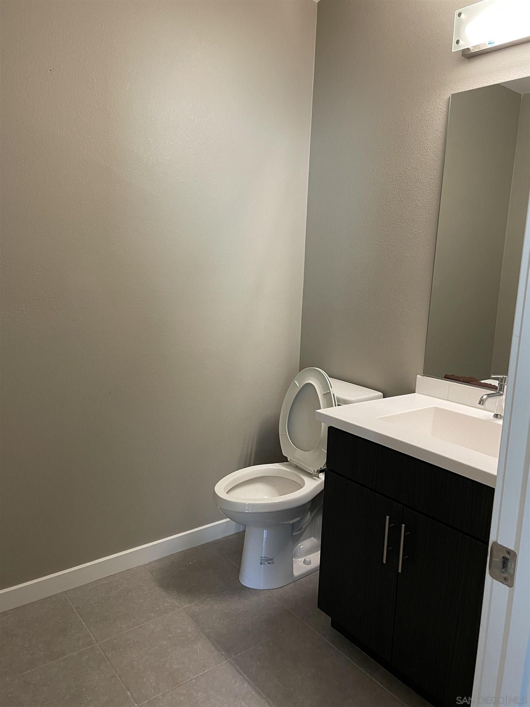 Detail Gallery Image 10 of 26 For 11337  Zapata Ave  21, San Diego,  CA 92126 - 4 Beds | 3/1 Baths