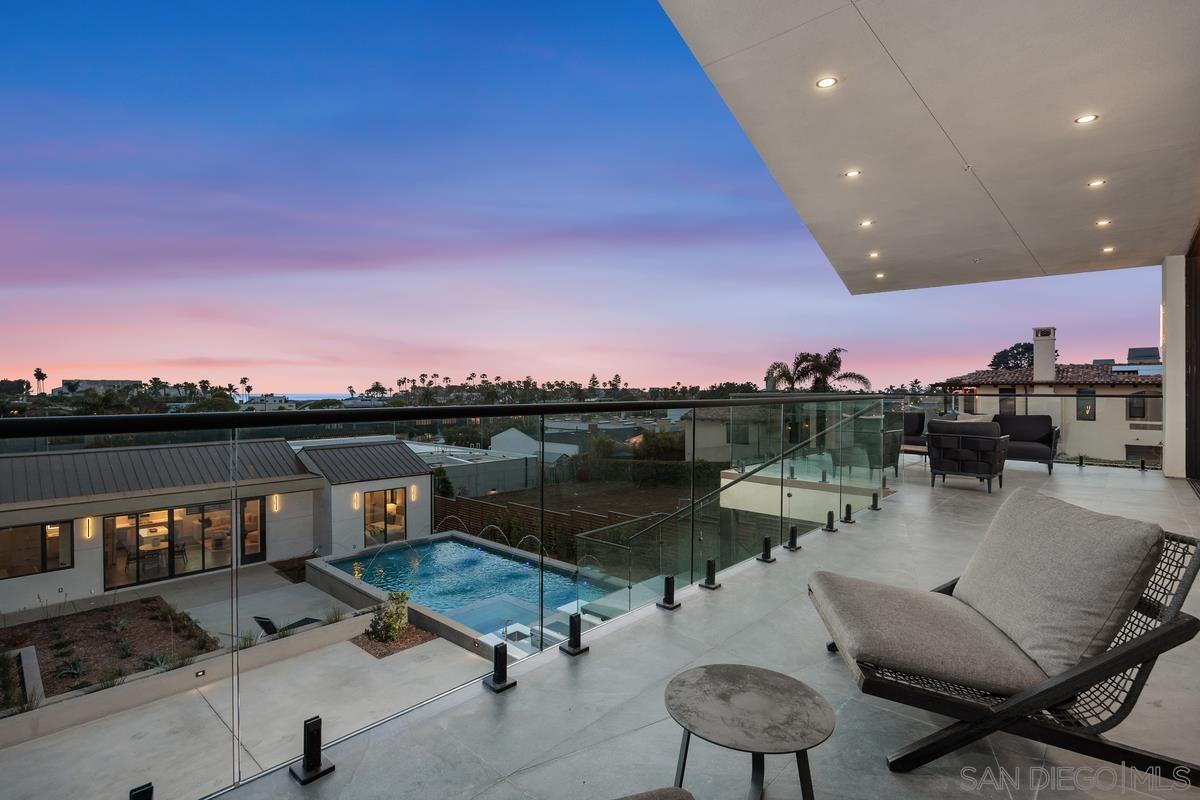 Detail Gallery Image 44 of 71 For 147 S Rios Ave, Solana Beach,  CA 92075 - 6 Beds | 6/2 Baths