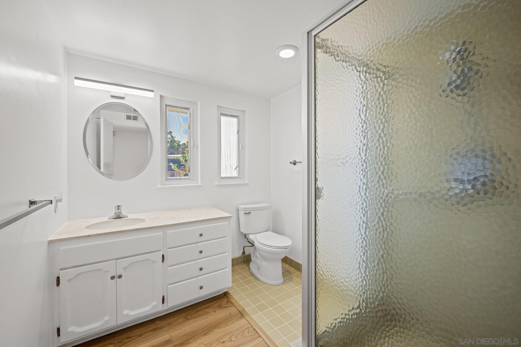 Detail Gallery Image 15 of 28 For 1640  El Paso Real, La Jolla,  CA 92037 - 4 Beds | 3/1 Baths