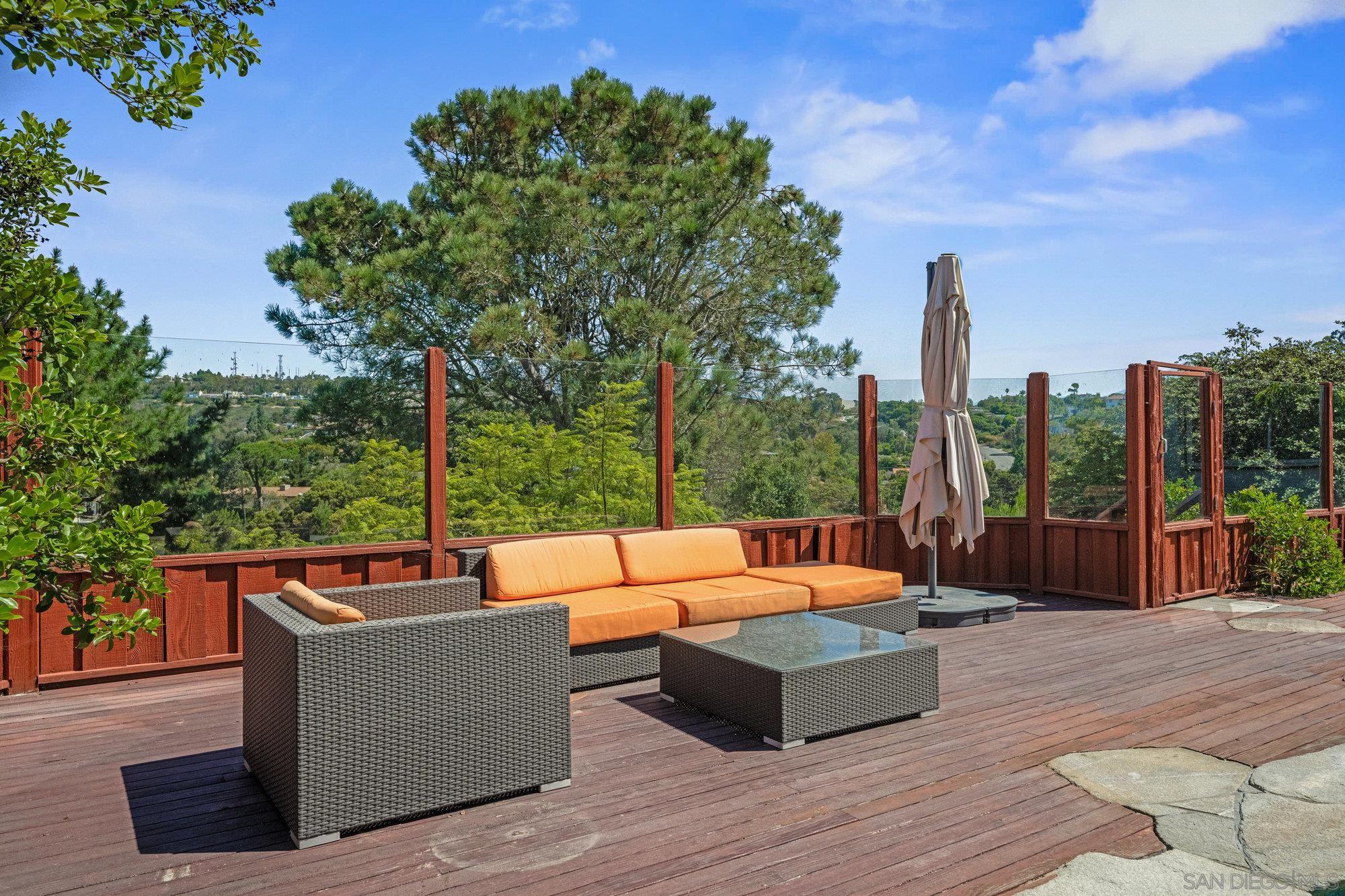 Detail Gallery Image 23 of 28 For 1640  El Paso Real, La Jolla,  CA 92037 - 4 Beds | 3/1 Baths