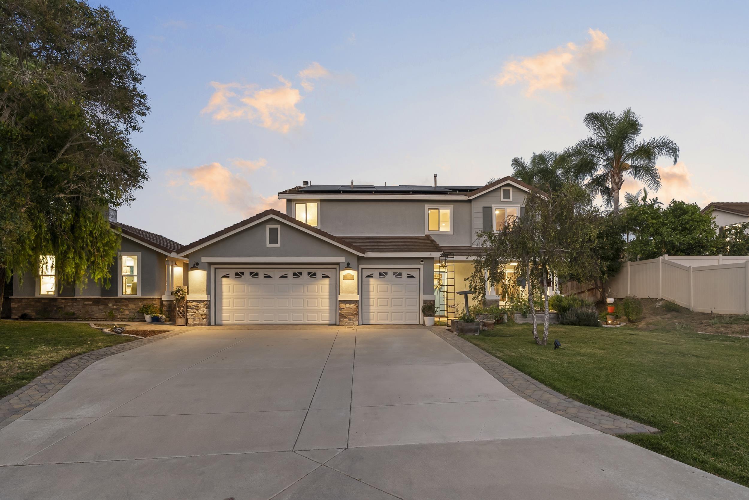 Front Image Thumbnail for SD250038665